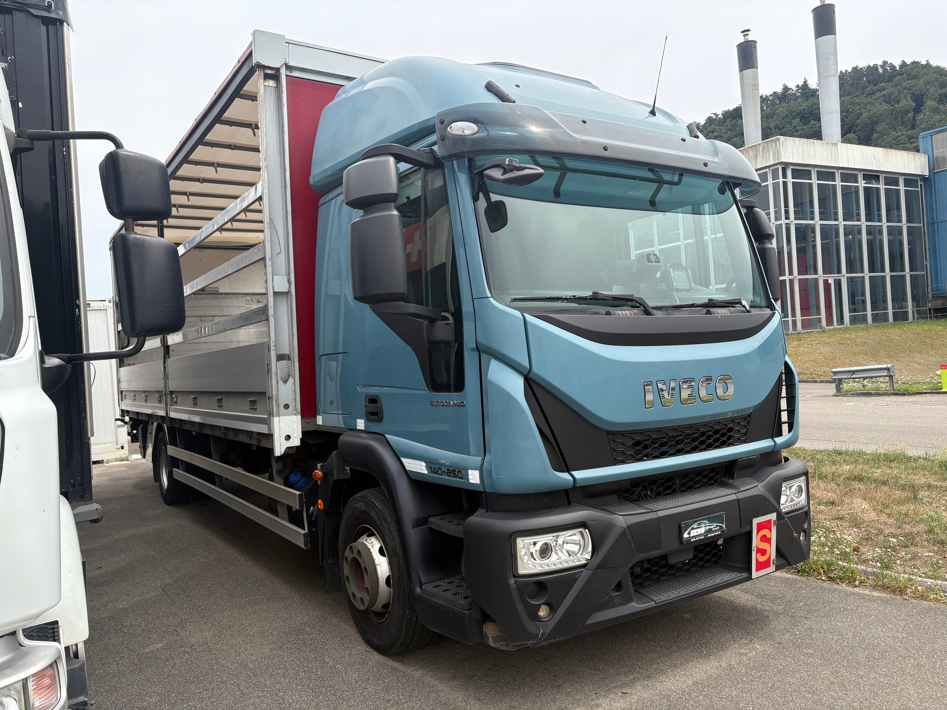 IVECO 140E25-image-0