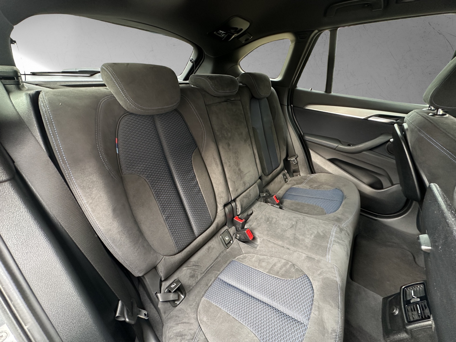 BMW X1 xDrive 20d M Sport Steptronic-image-14