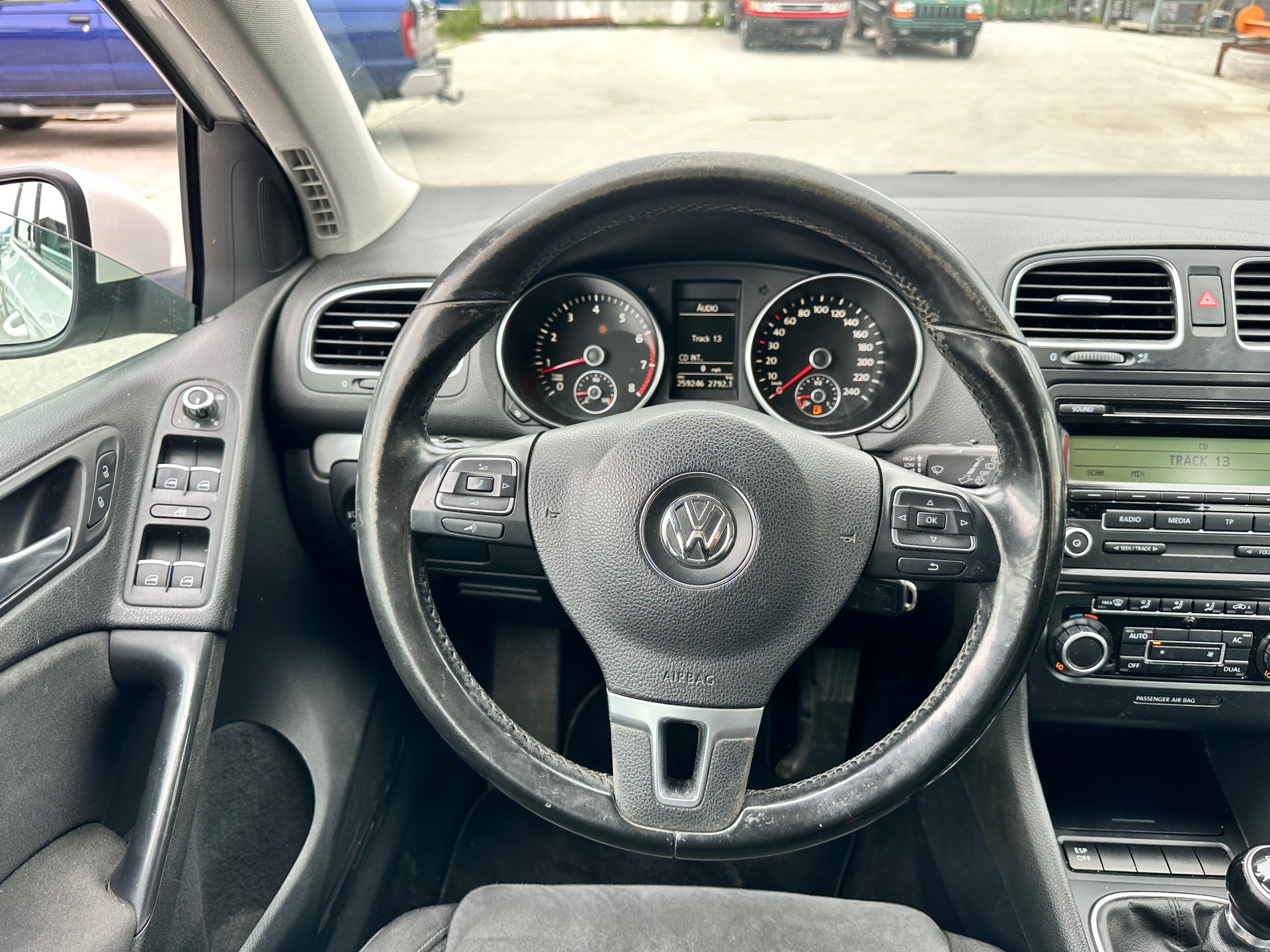 VW Golf 1.4 TSI Comfortline-image-12