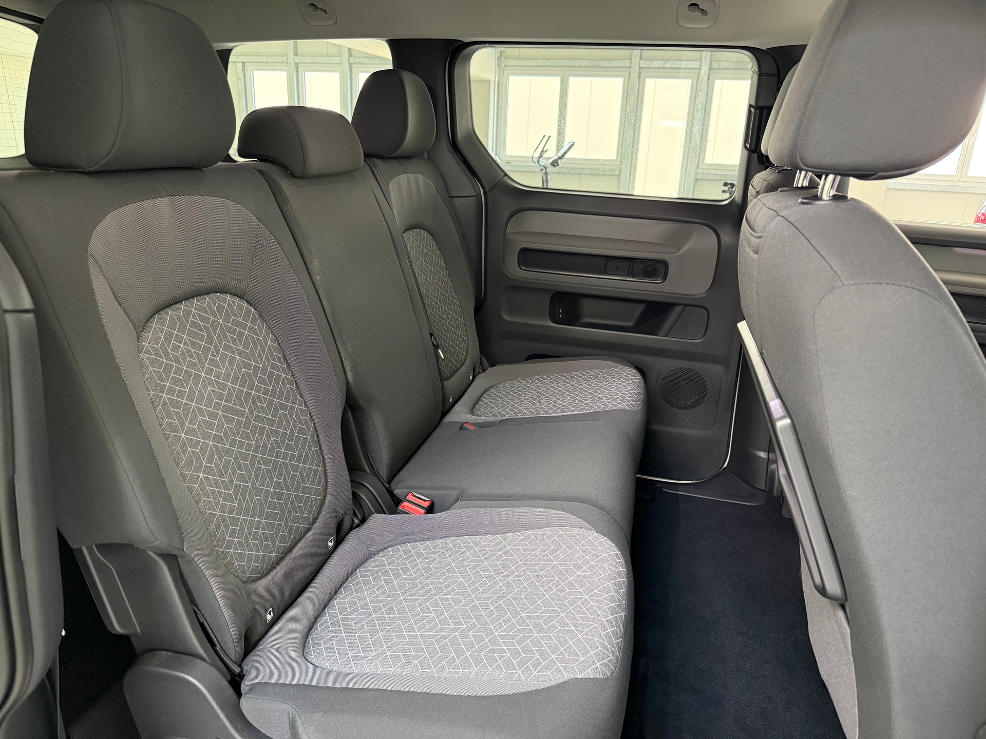 VW ID.BUZZ PRO 285PS 84KwH-image-8