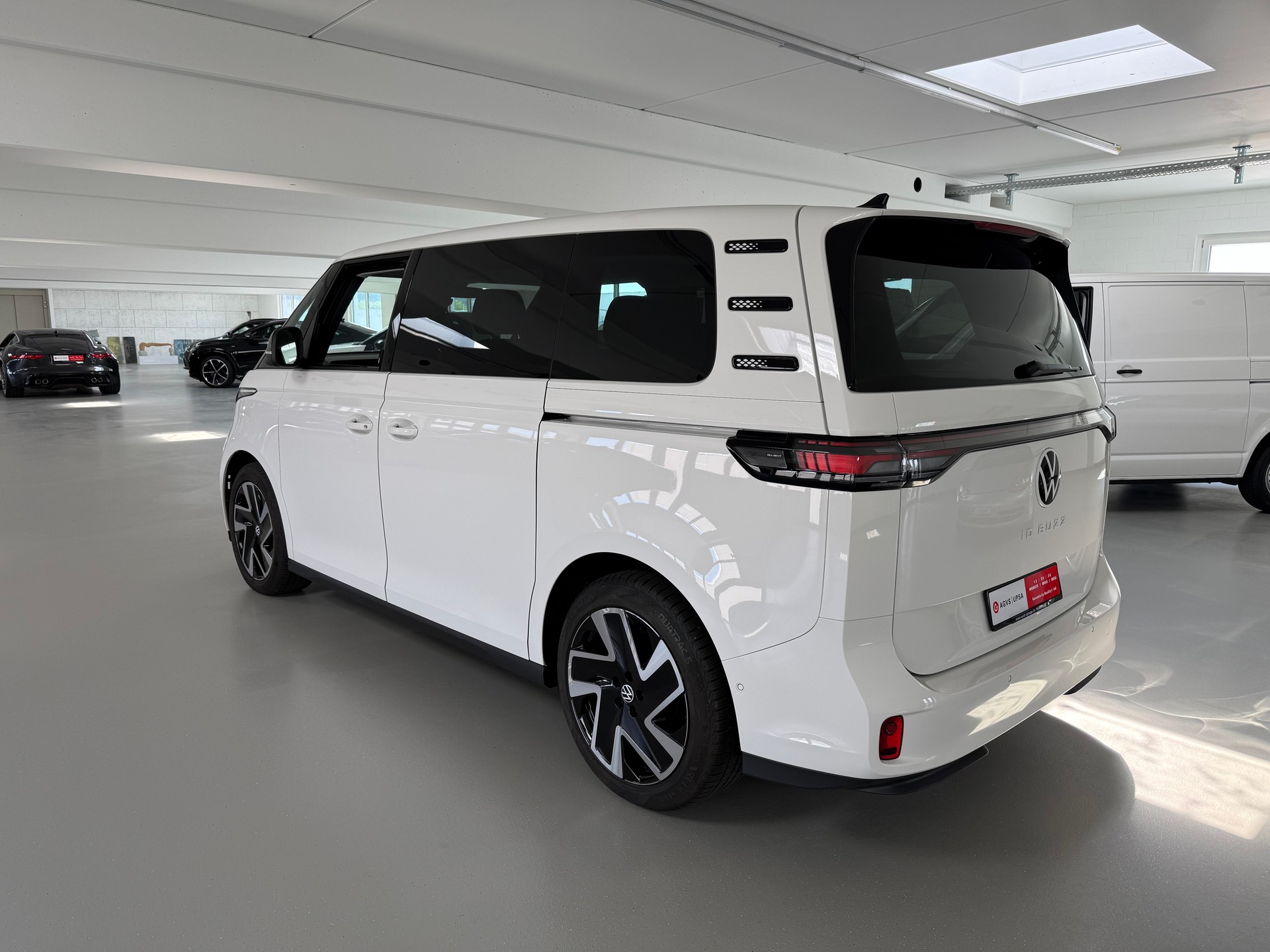 VW ID.BUZZ PRO 285PS 84KwH-image-2