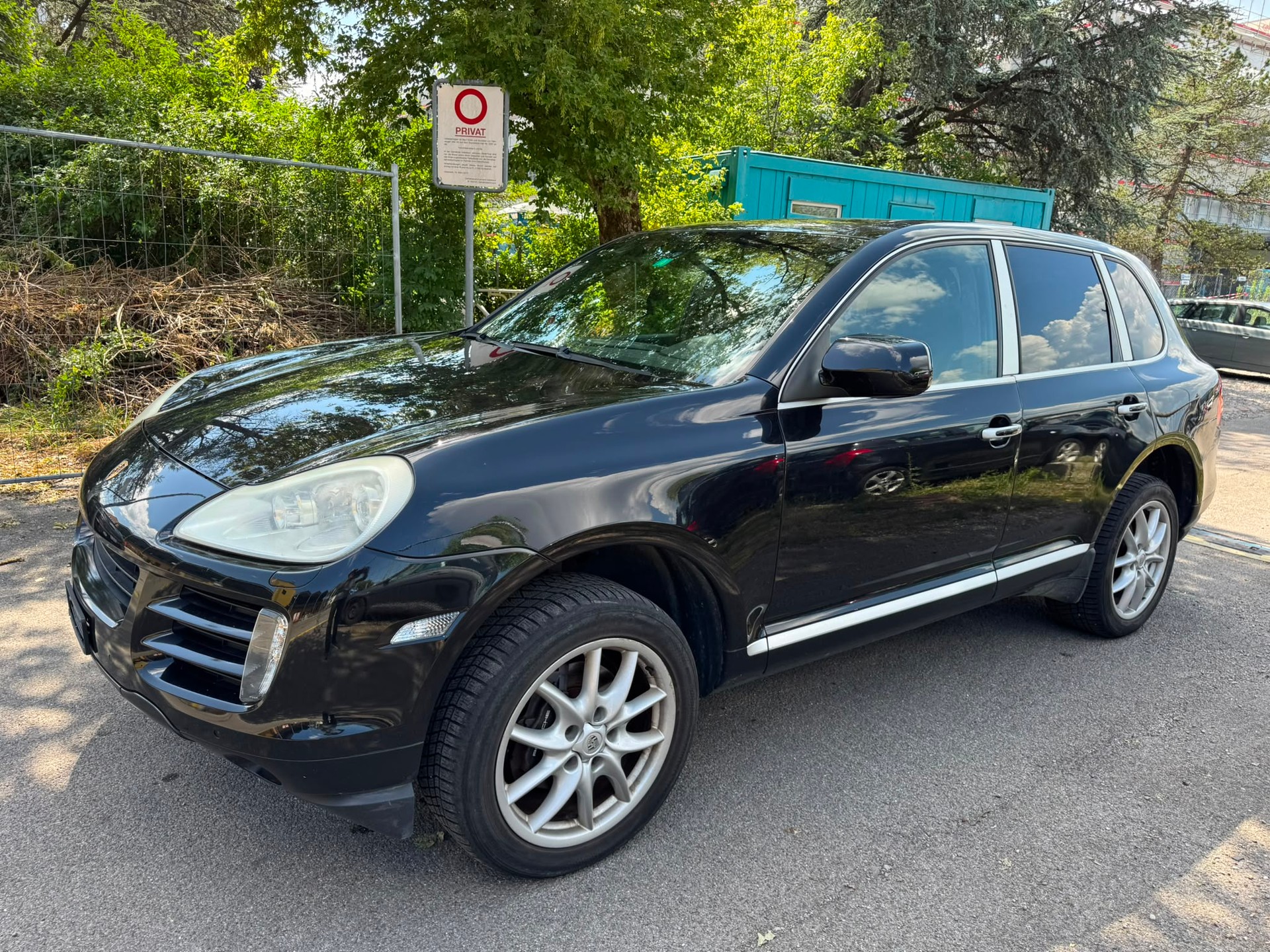 PORSCHE Cayenne-image-1
