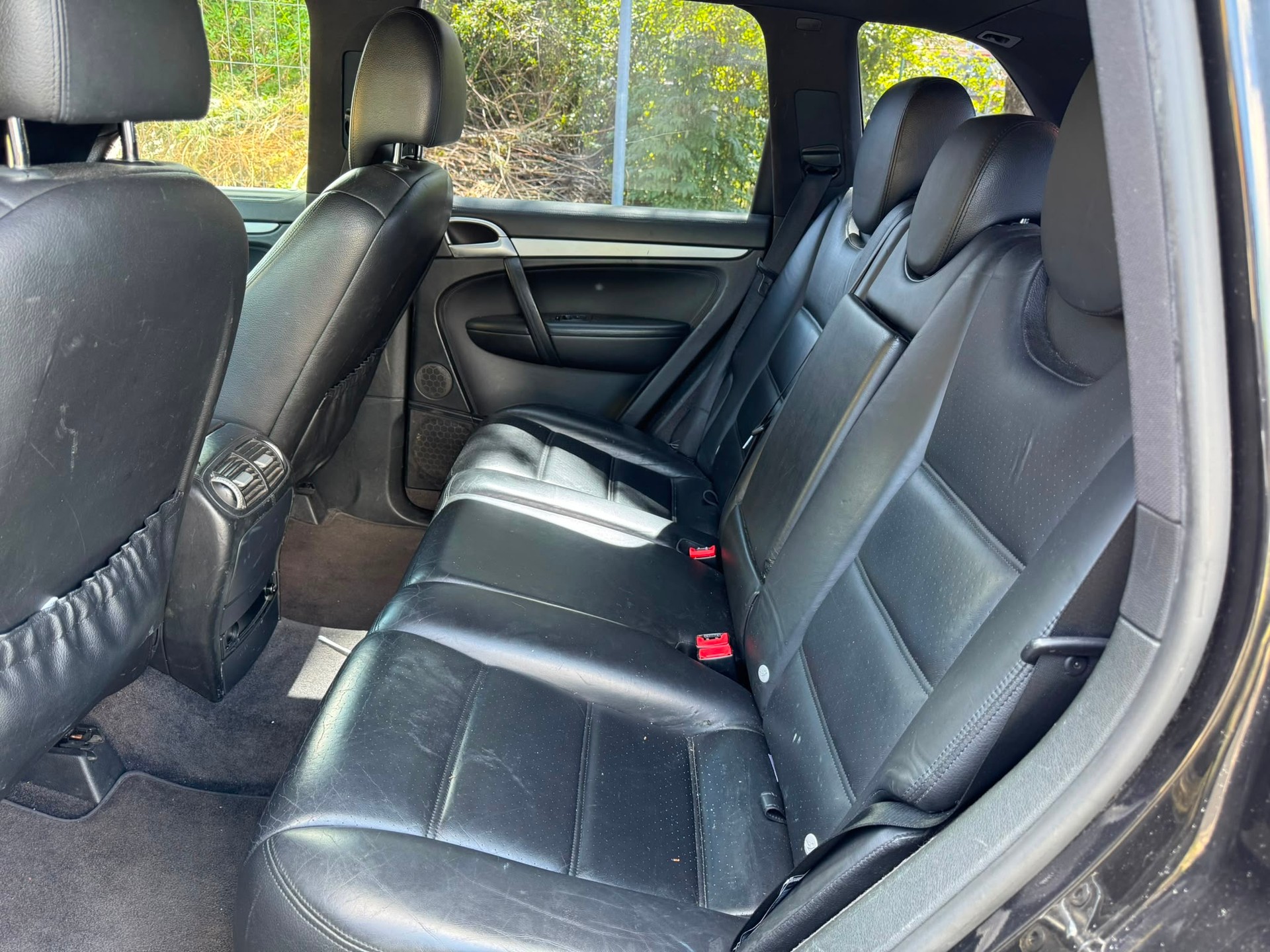 PORSCHE Cayenne-image-9