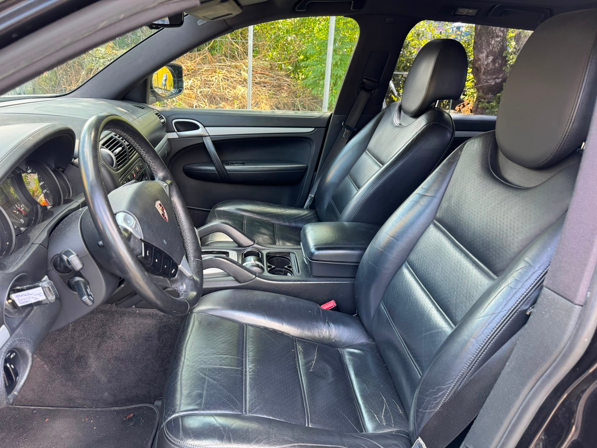 PORSCHE Cayenne-image-10