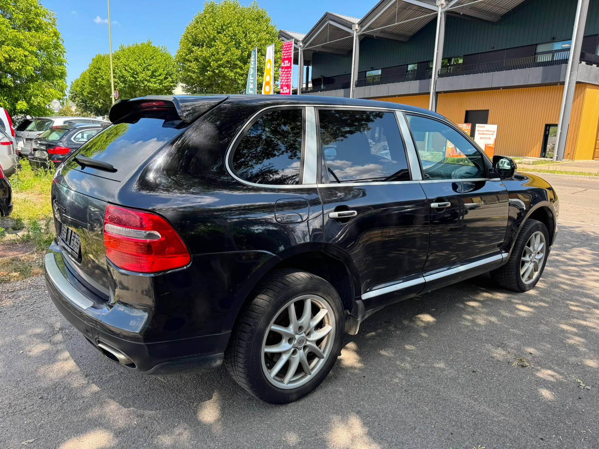 PORSCHE Cayenne-image-4