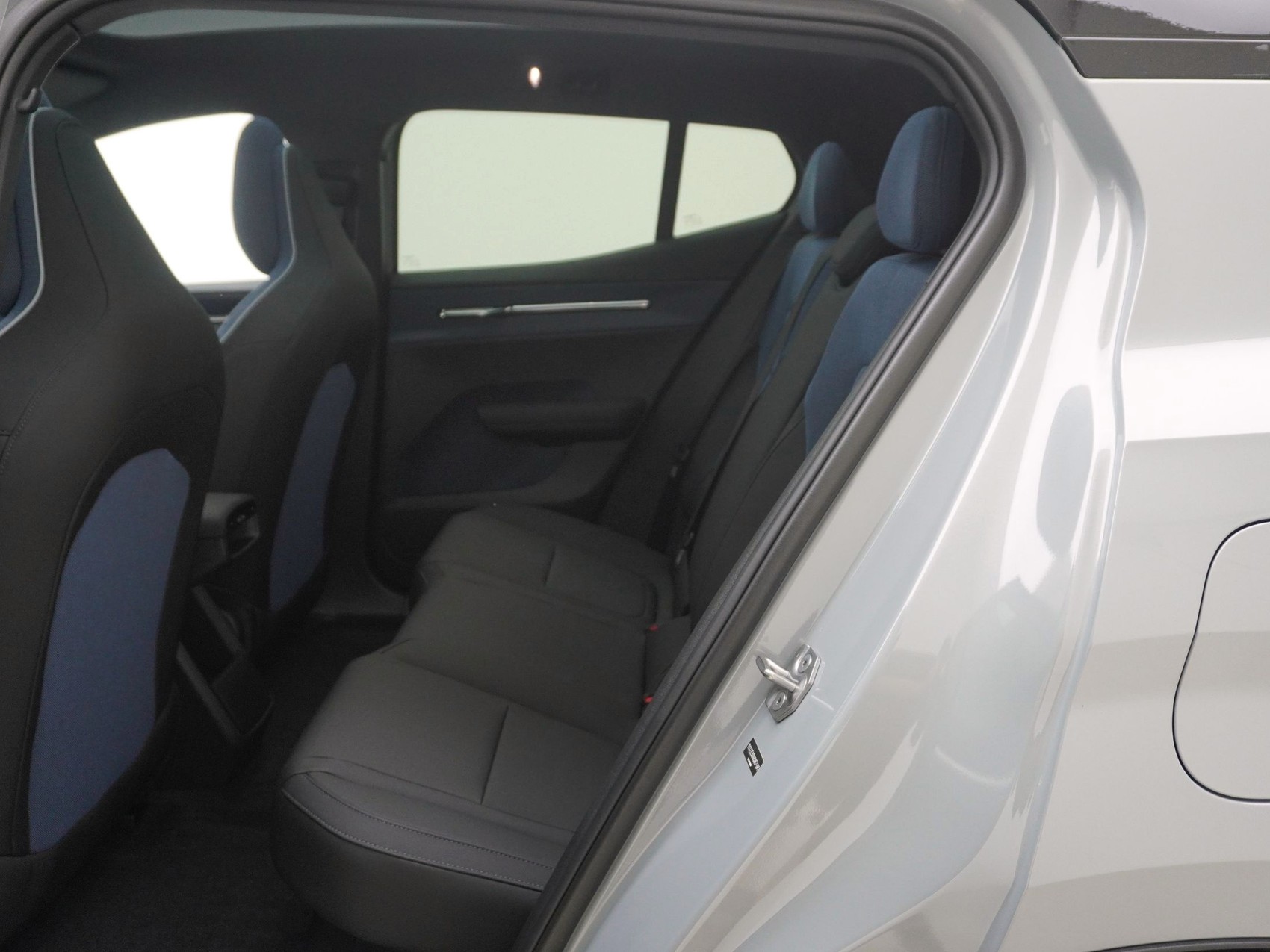 VOLVO EX 30 P8 Ultra AWD-image-14