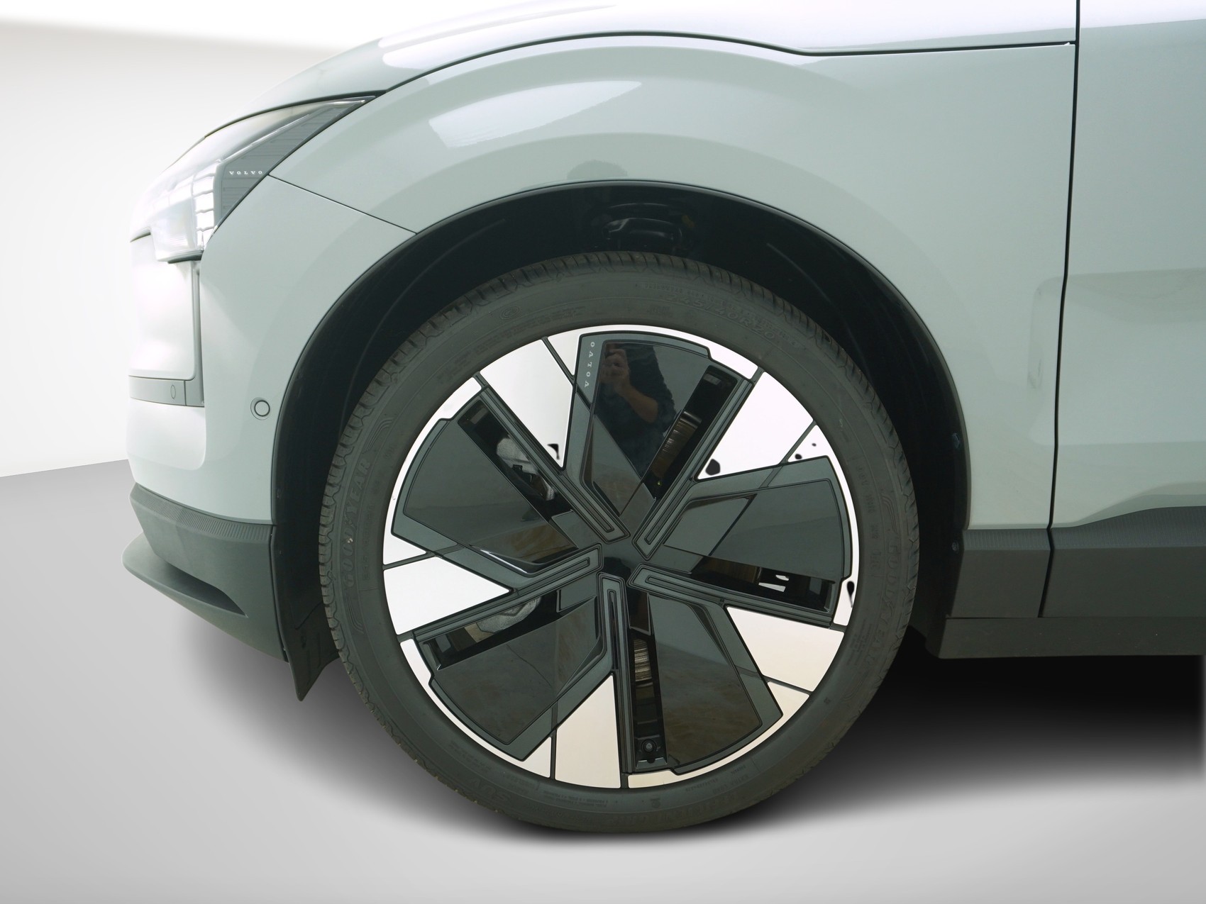 VOLVO EX 30 P8 Ultra AWD-image-9