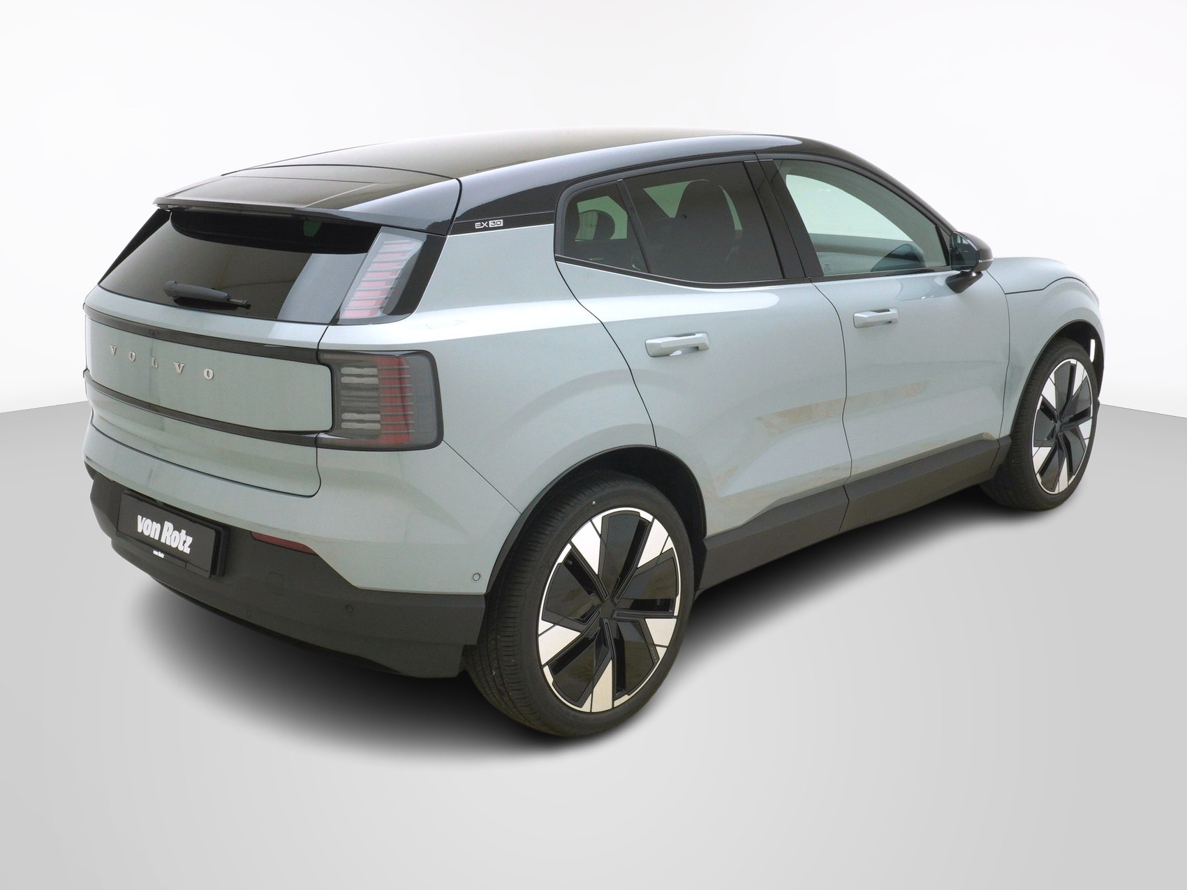 VOLVO EX 30 P8 Ultra AWD-image-4