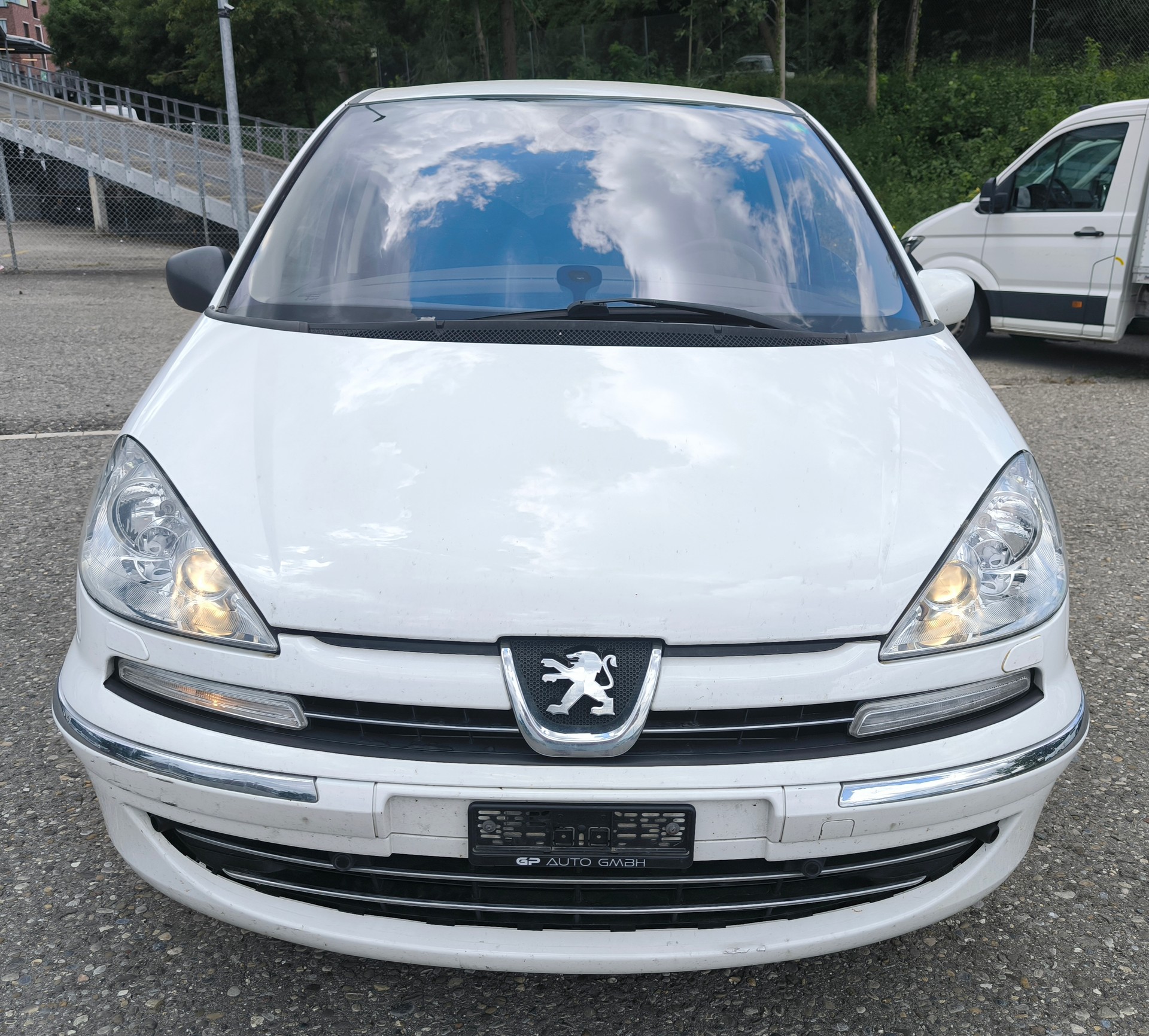 PEUGEOT 807 2.0 16V HDi (ST) Family+