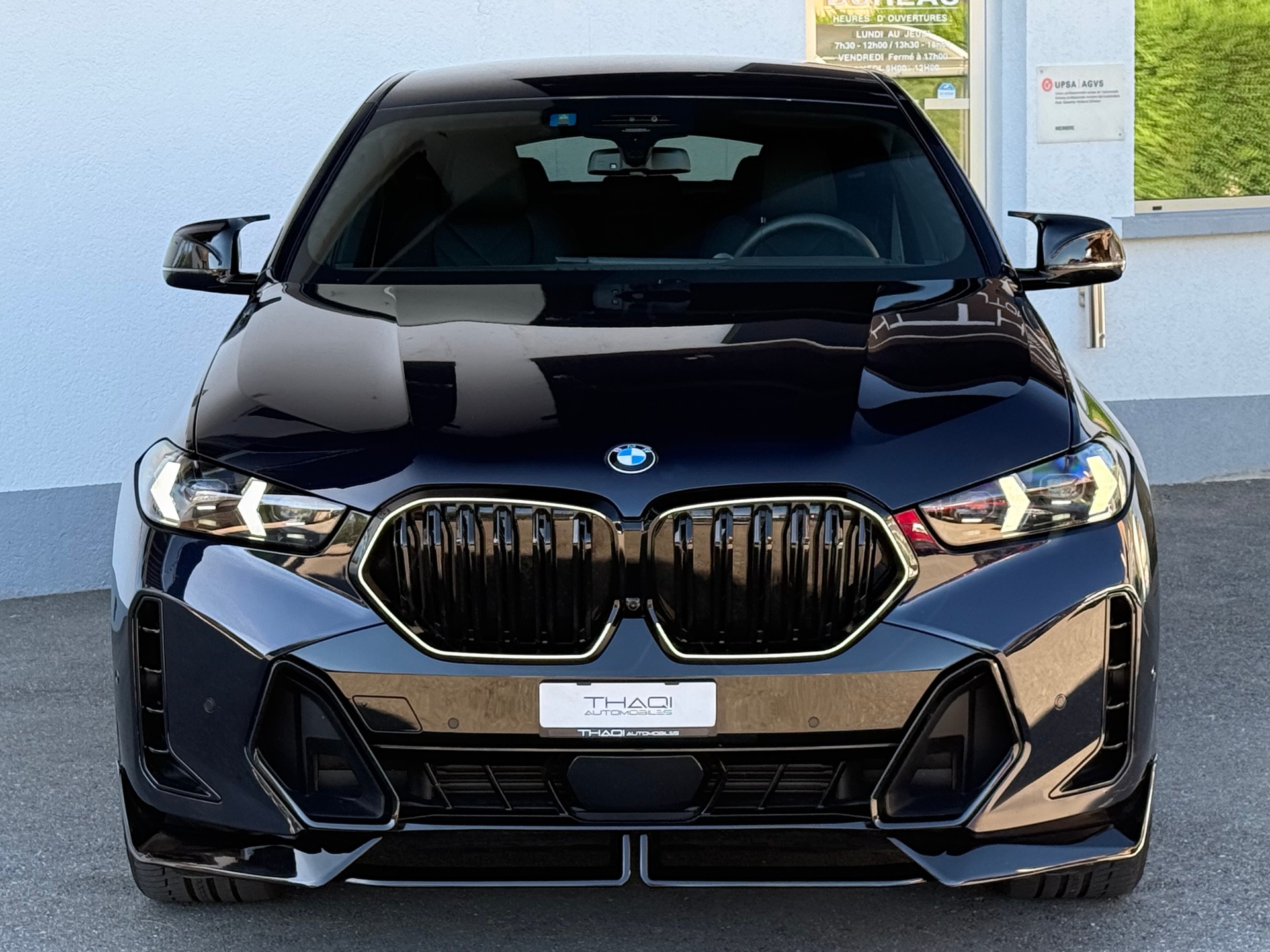 BMW X6 xDrive 48V 30d M Sport Pro Steptronic M-PAKET / CH-AUTO / GRATIS SERVICE BMW GARANTIE-image-2