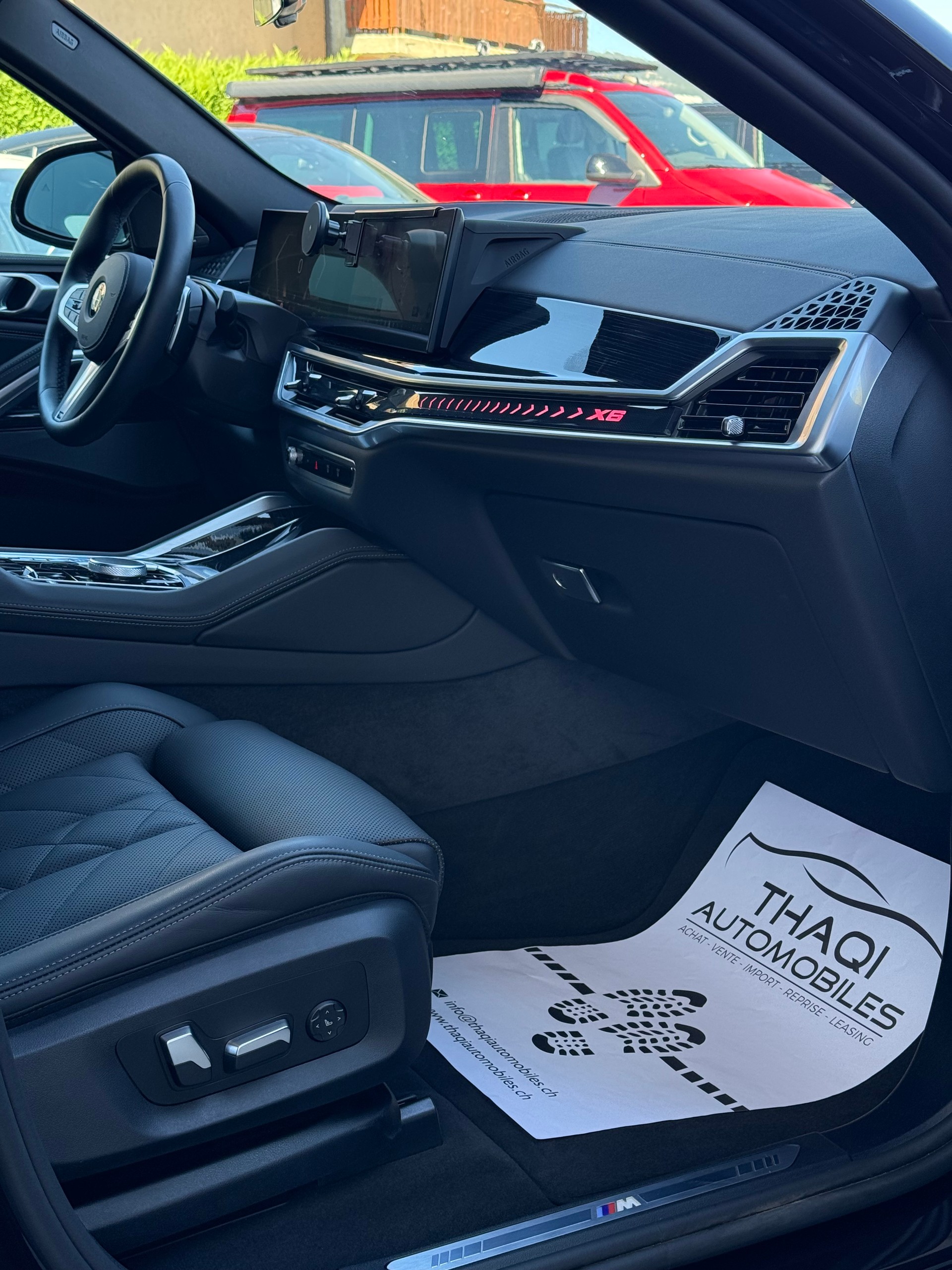 BMW X6 xDrive 48V 30d M Sport Pro Steptronic M-PAKET / CH-AUTO / GRATIS SERVICE BMW GARANTIE-image-26