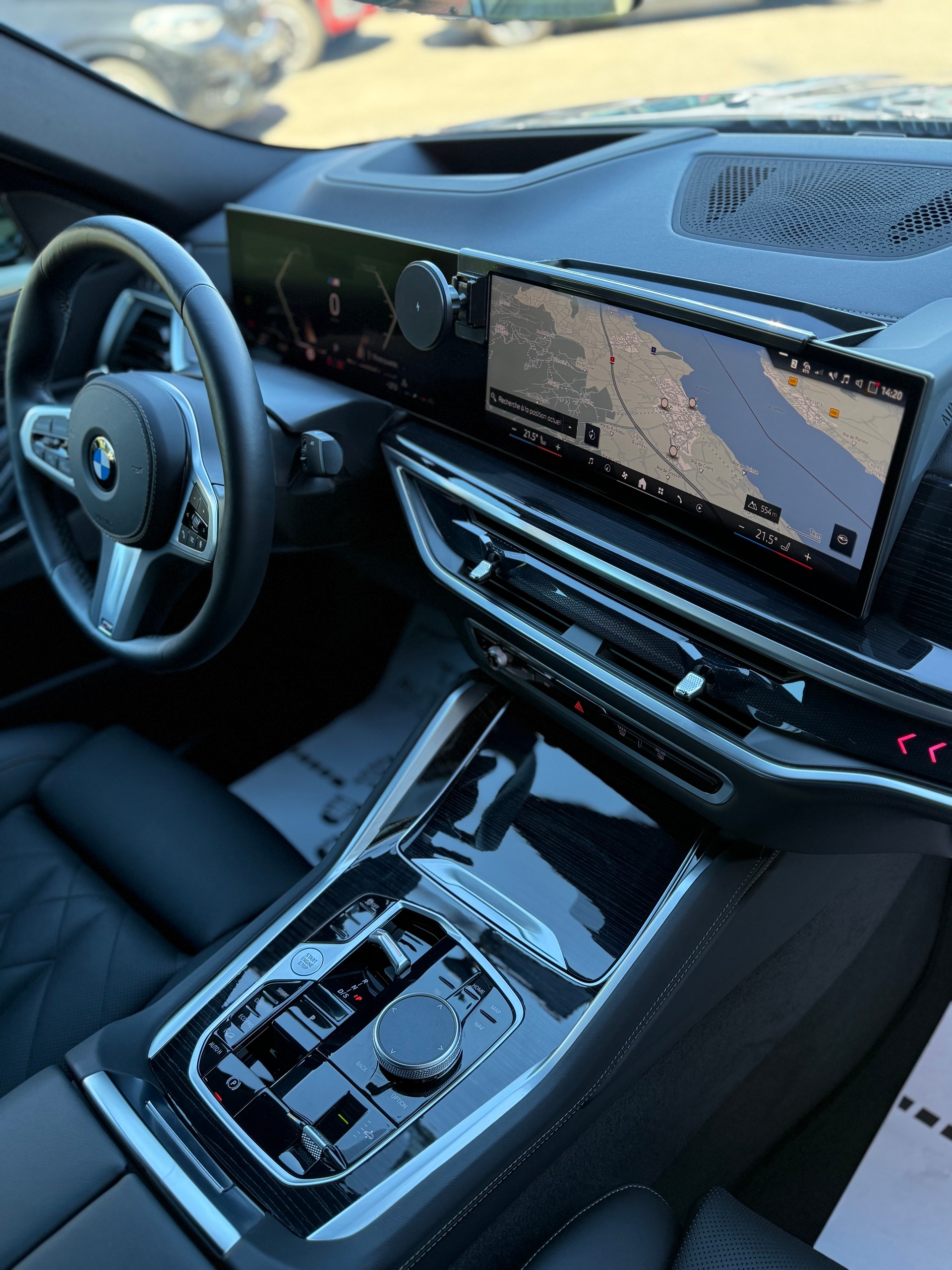 BMW X6 xDrive 48V 30d M Sport Pro Steptronic M-PAKET / CH-AUTO / GRATIS SERVICE BMW GARANTIE-image-27
