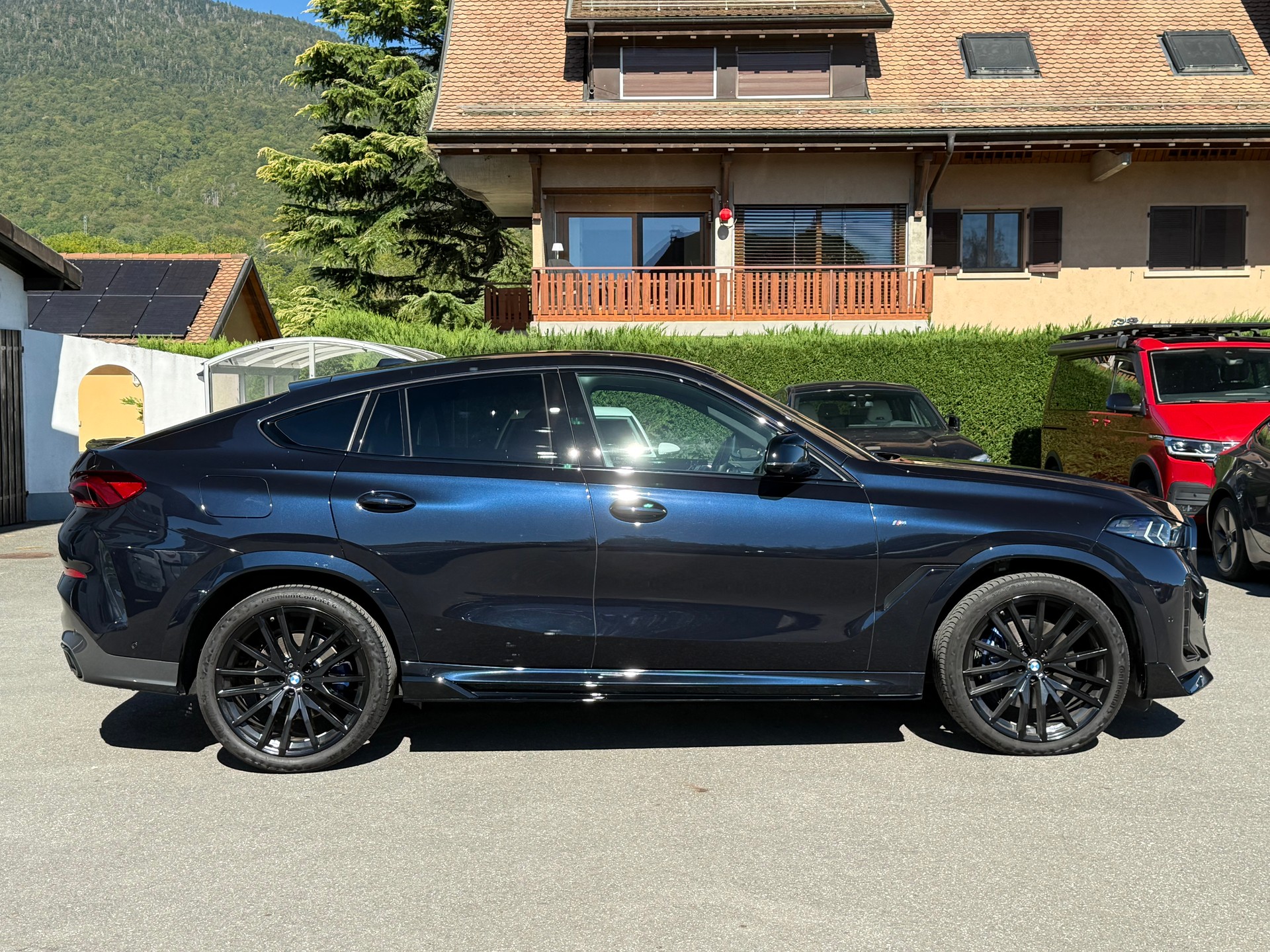 BMW X6 xDrive 48V 30d M Sport Pro Steptronic M-PAKET / CH-AUTO / GRATIS SERVICE BMW GARANTIE-image-14