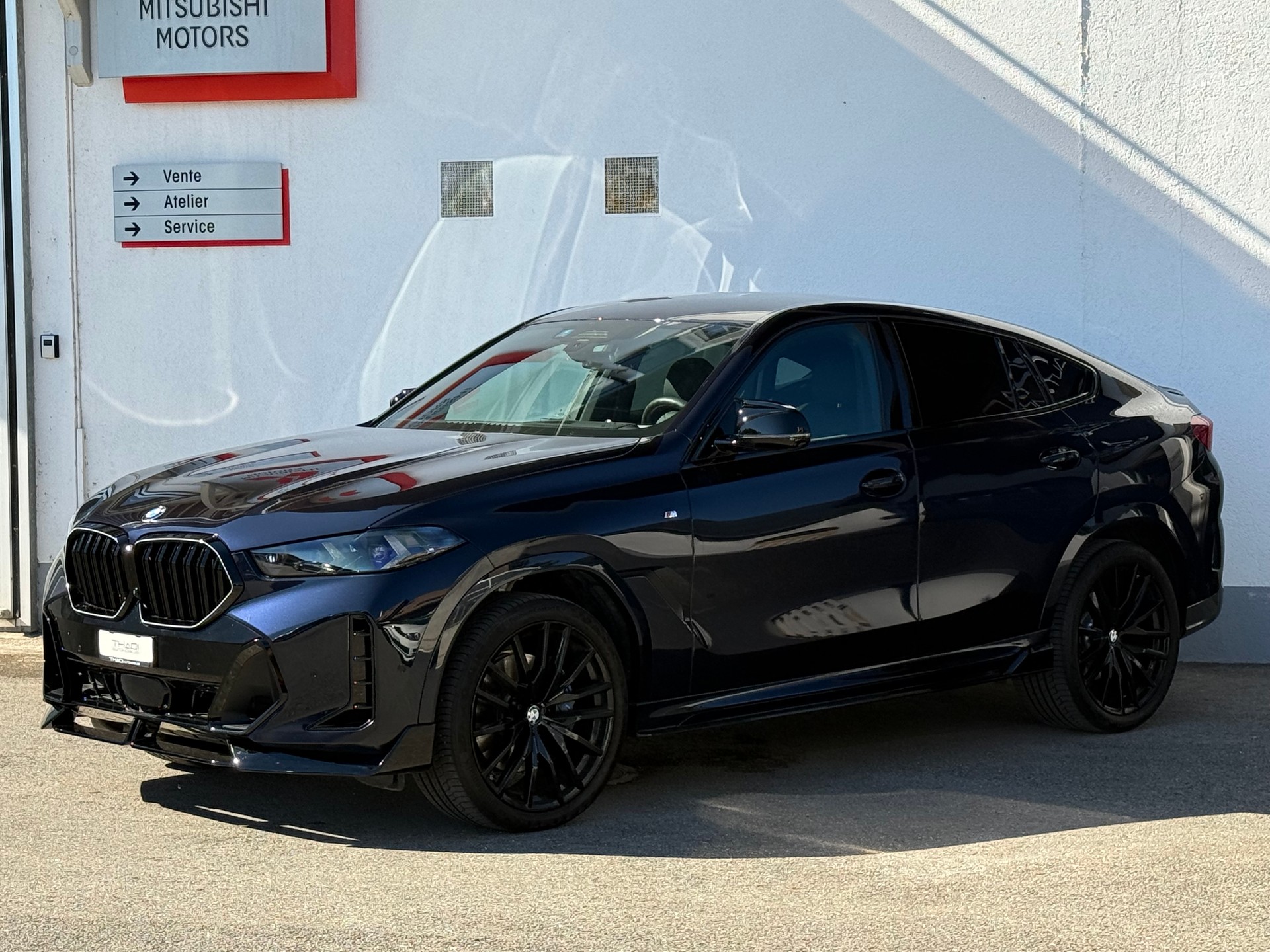BMW X6 xDrive 48V 30d M Sport Pro Steptronic M-PAKET / CH-AUTO / GRATIS SERVICE BMW GARANTIE-image-4