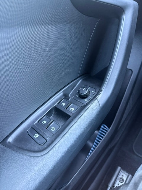 AUDI A1 Sportback 35 TFSI S-tronic-image-10