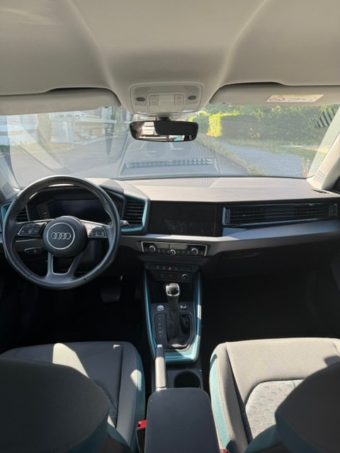 AUDI A1 Sportback 35 TFSI S-tronic-image-8