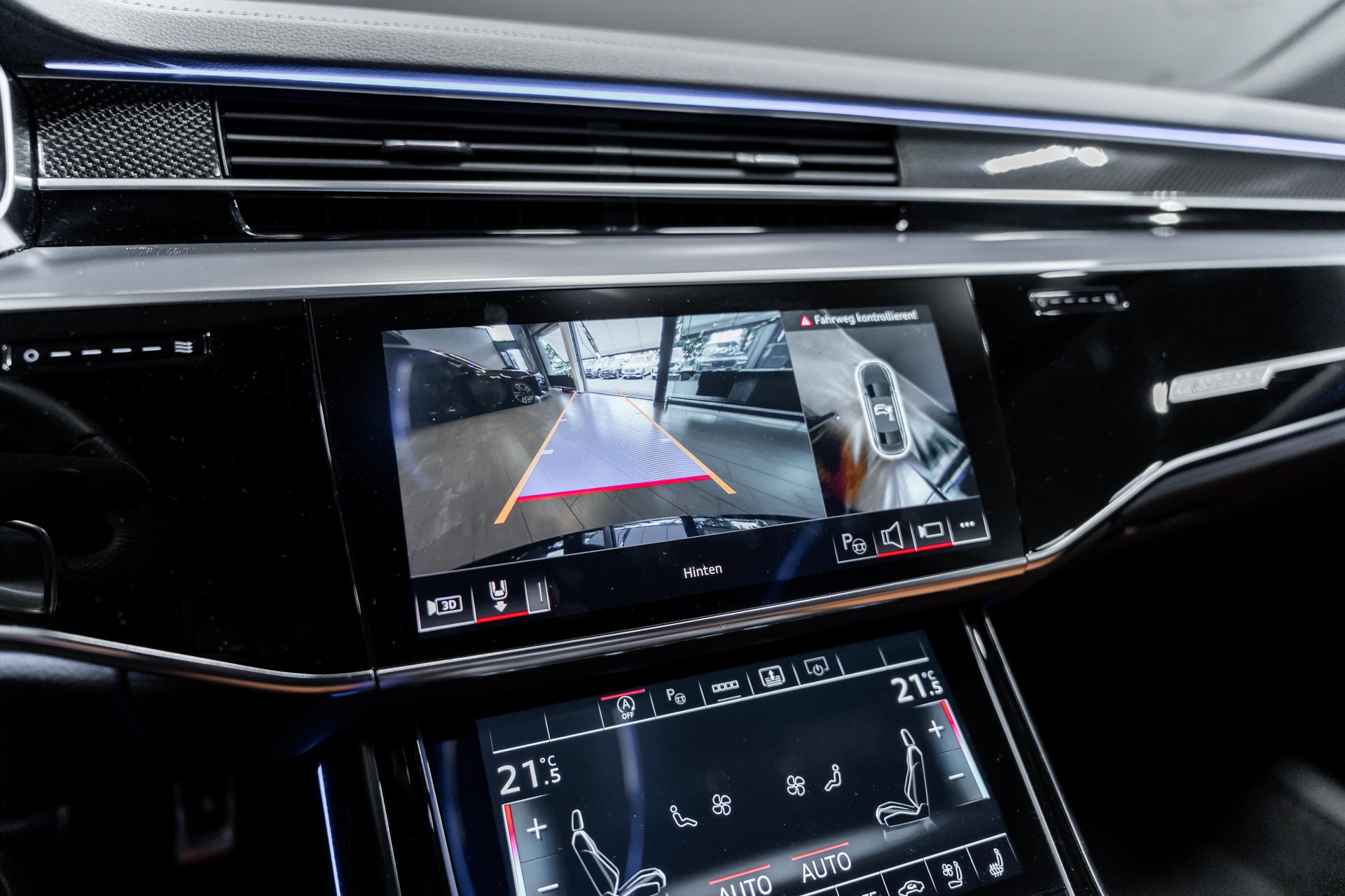 AUDI A8 50 TDI quattro / S-Line / Panoramaschiebedach / Soft Close / Luftfahrwerk / Head Up Display / B&O Soundsystem uvm...-image-12
