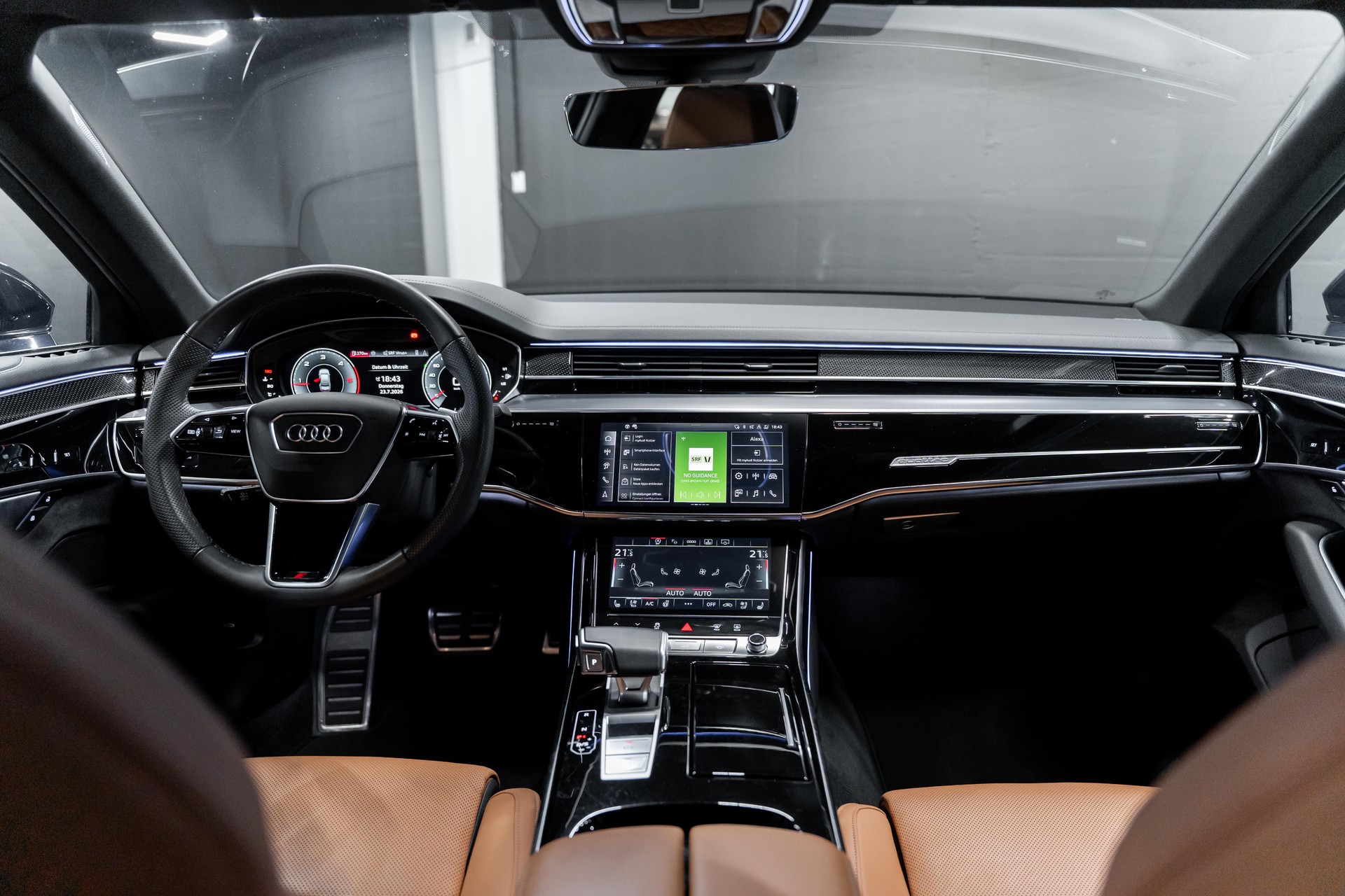 AUDI A8 50 TDI quattro / S-Line / Panoramaschiebedach / Soft Close / Luftfahrwerk / Head Up Display / B&O Soundsystem uvm...-image-8