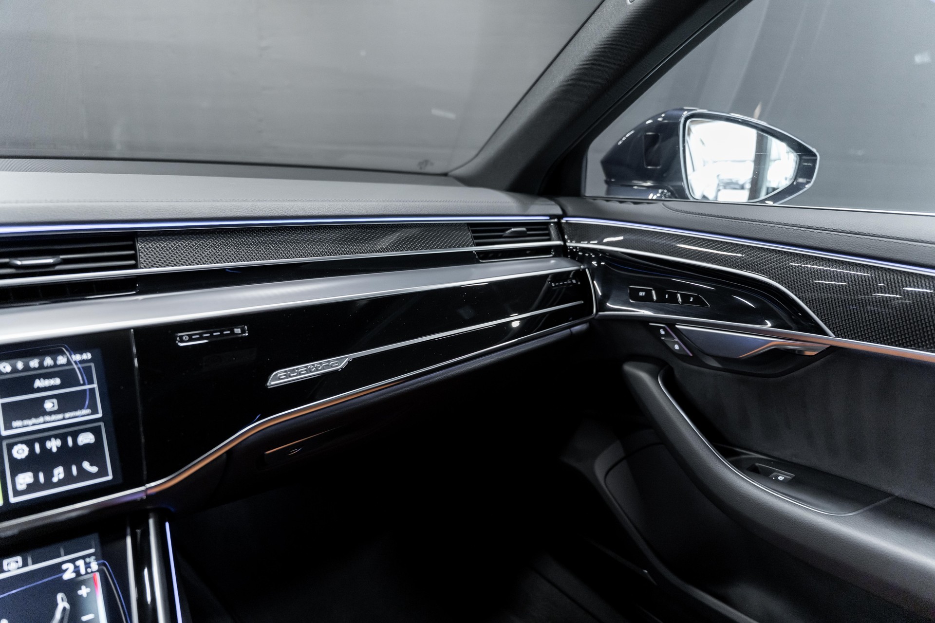 AUDI A8 50 TDI quattro / S-Line / Panoramaschiebedach / Soft Close / Luftfahrwerk / Head Up Display / B&O Soundsystem uvm...-image-15