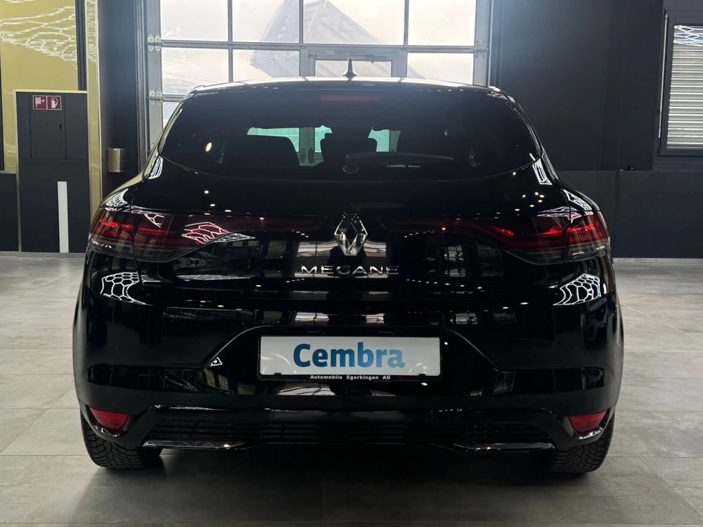 RENAULT Mégane Berline 1.3 16V R.S.Line EDC-image-5