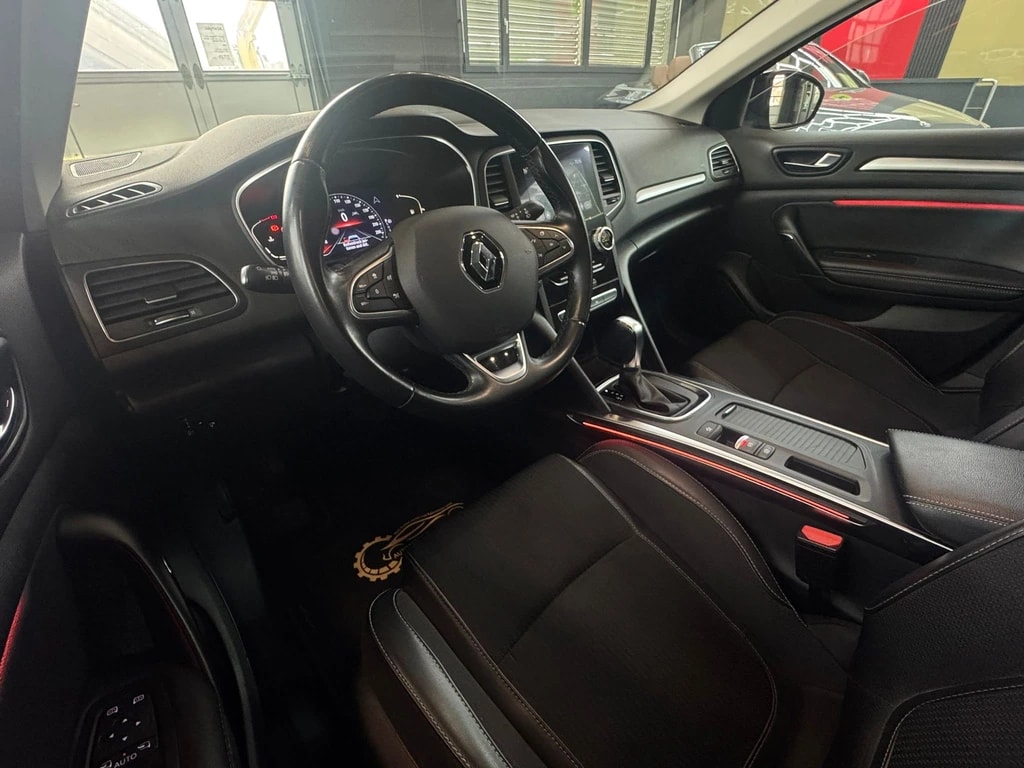 RENAULT Mégane Berline 1.3 16V R.S.Line EDC-image-8