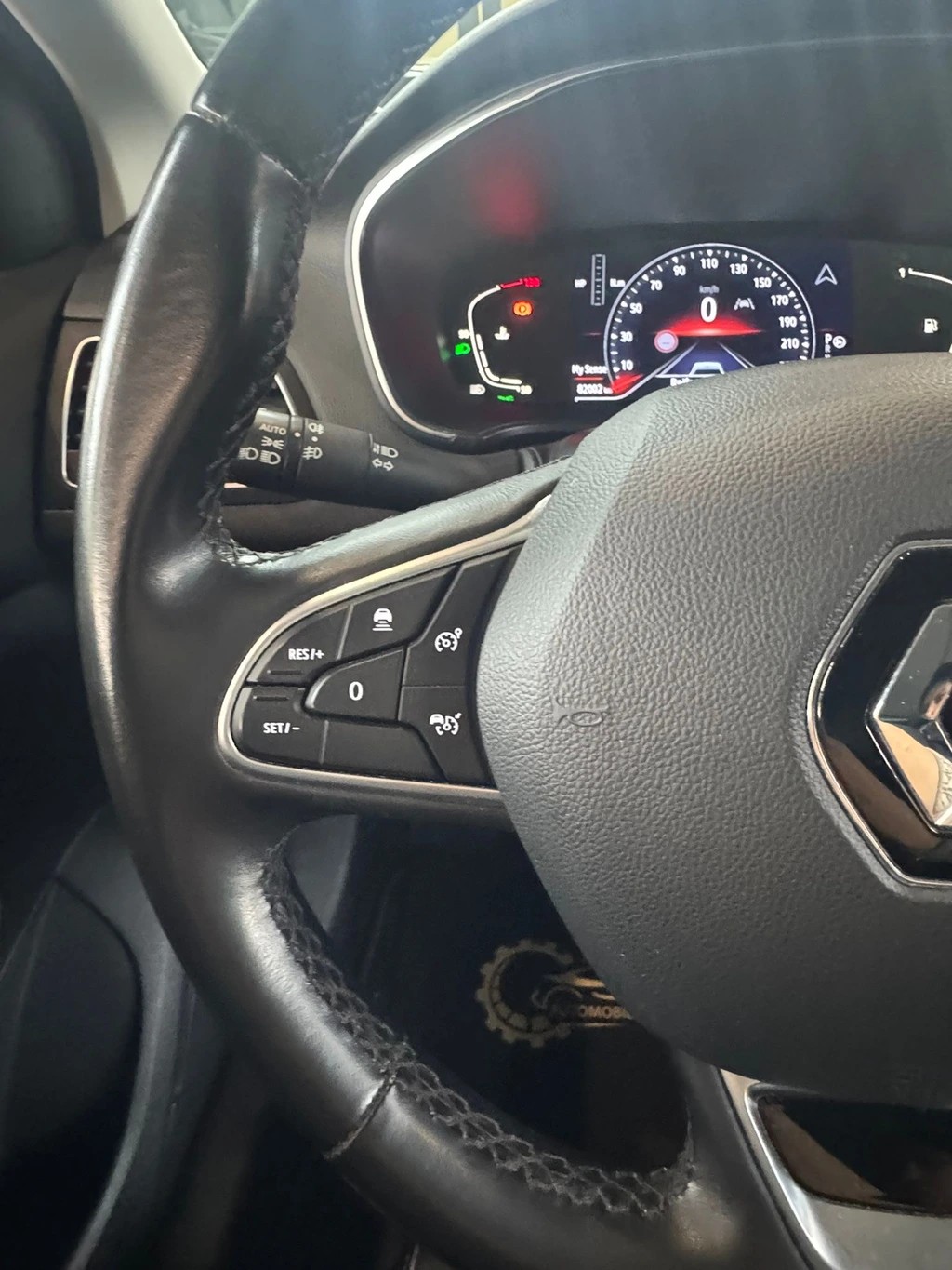 RENAULT Mégane Berline 1.3 16V R.S.Line EDC-image-15
