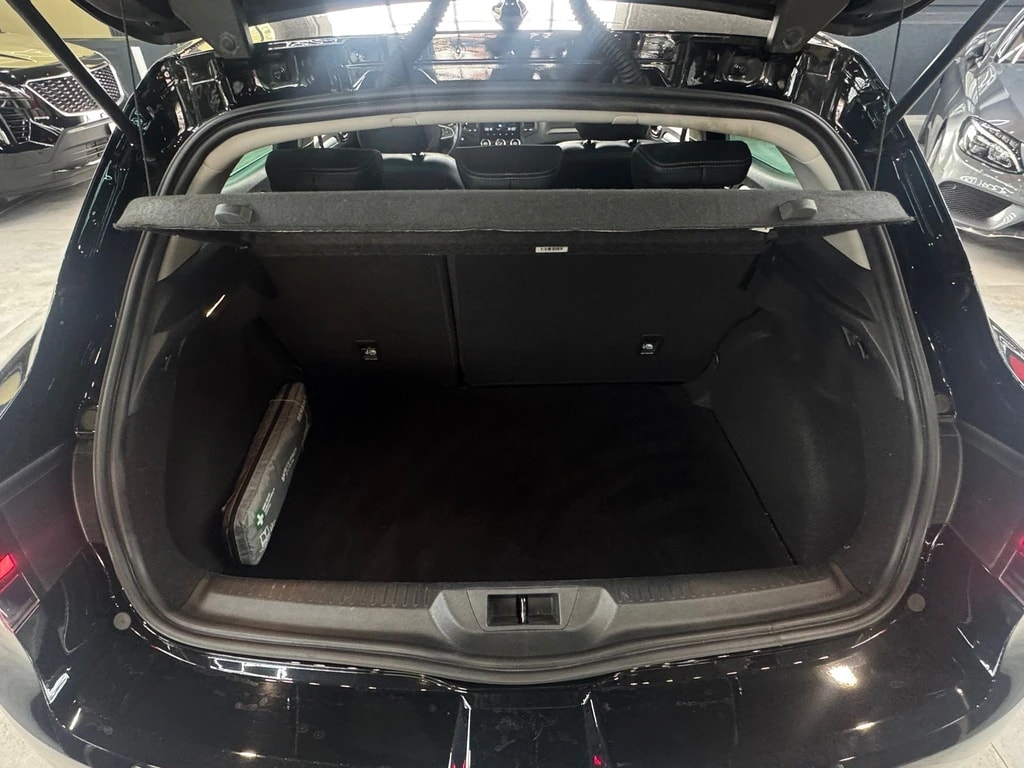 RENAULT Mégane Berline 1.3 16V R.S.Line EDC-image-17