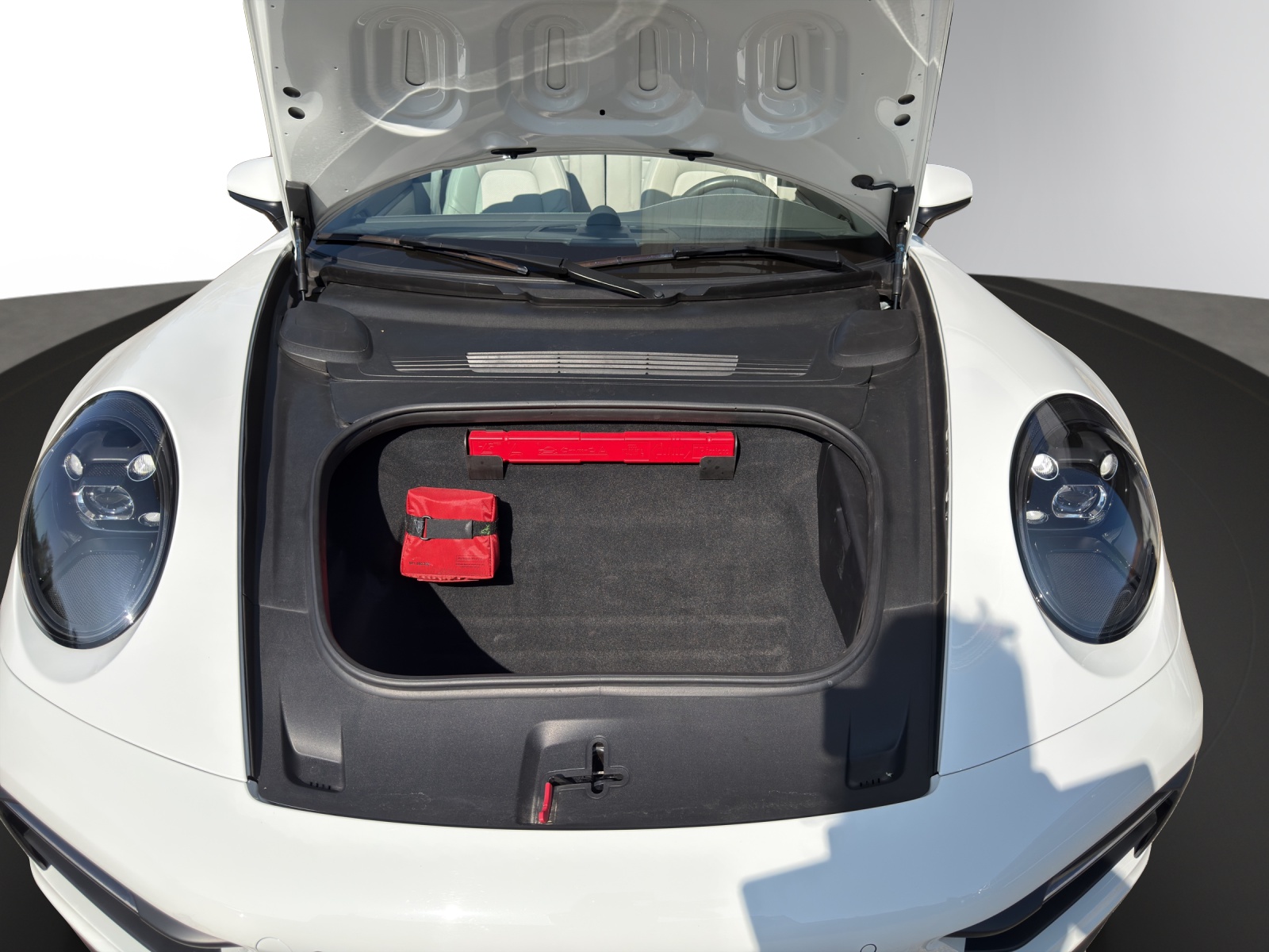 PORSCHE 911 Carrera 4 GTS Cabr.-image-4