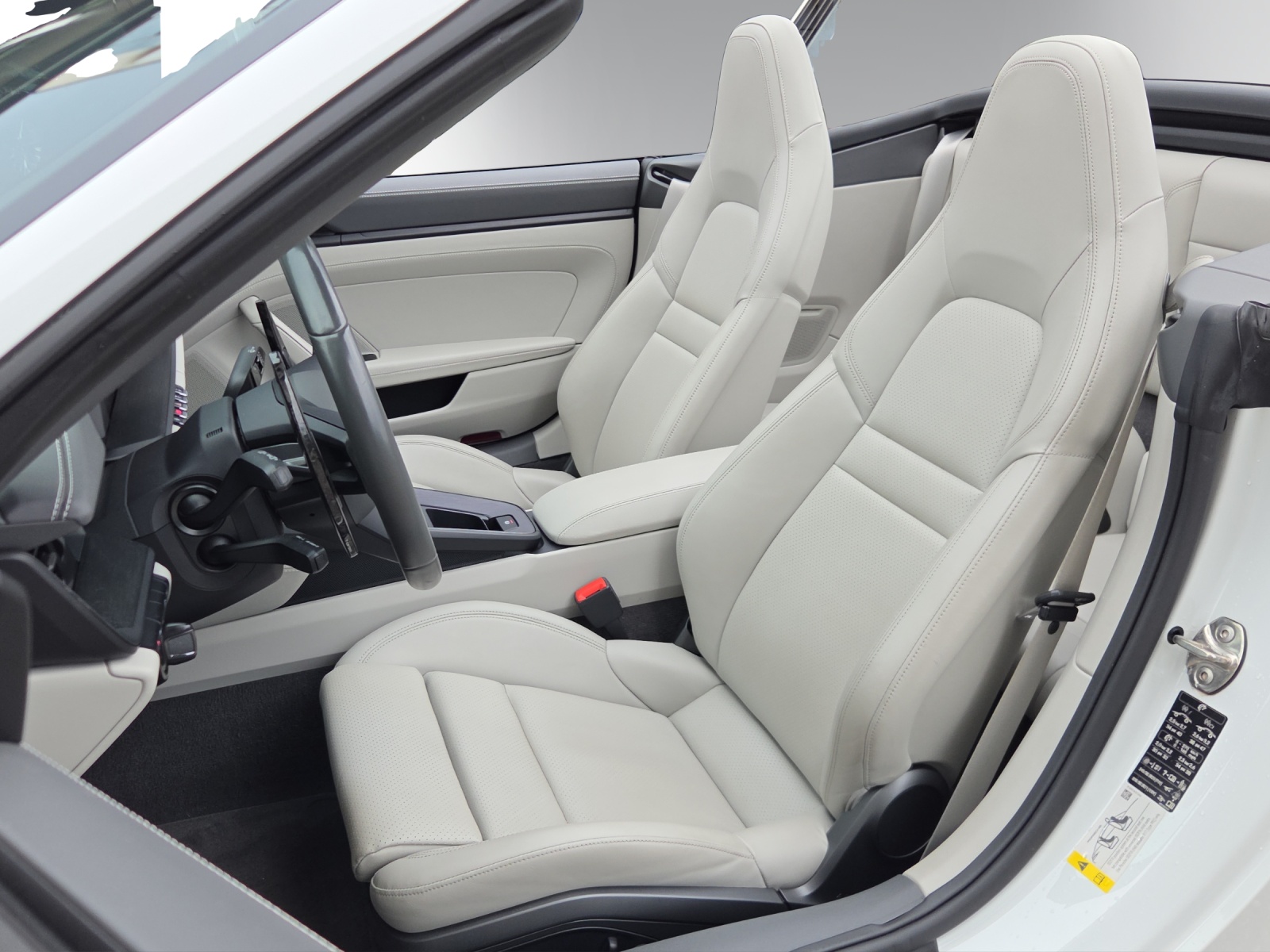 Image PORSCHE 911 911 Carrera 4 GTS Cabr.