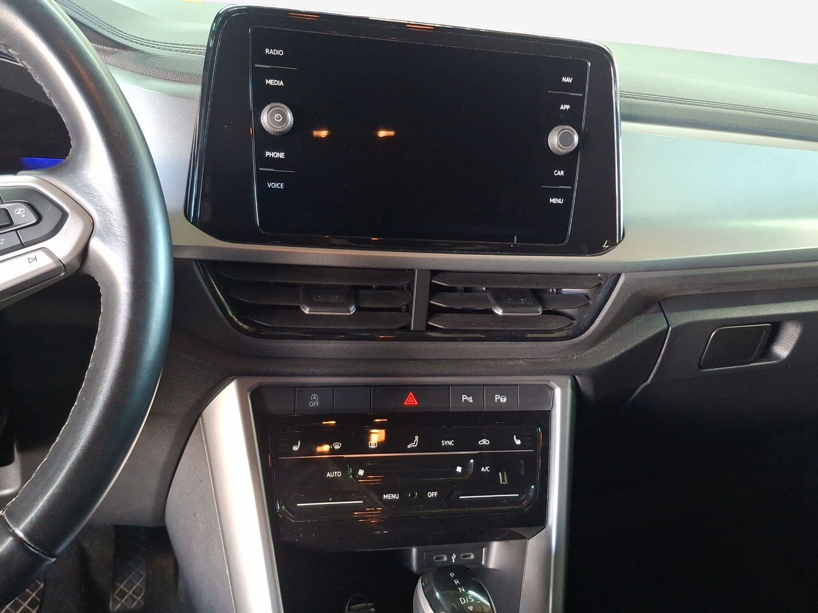 VW T-Roc 1.5 TSI EVO Life DSG-image-10