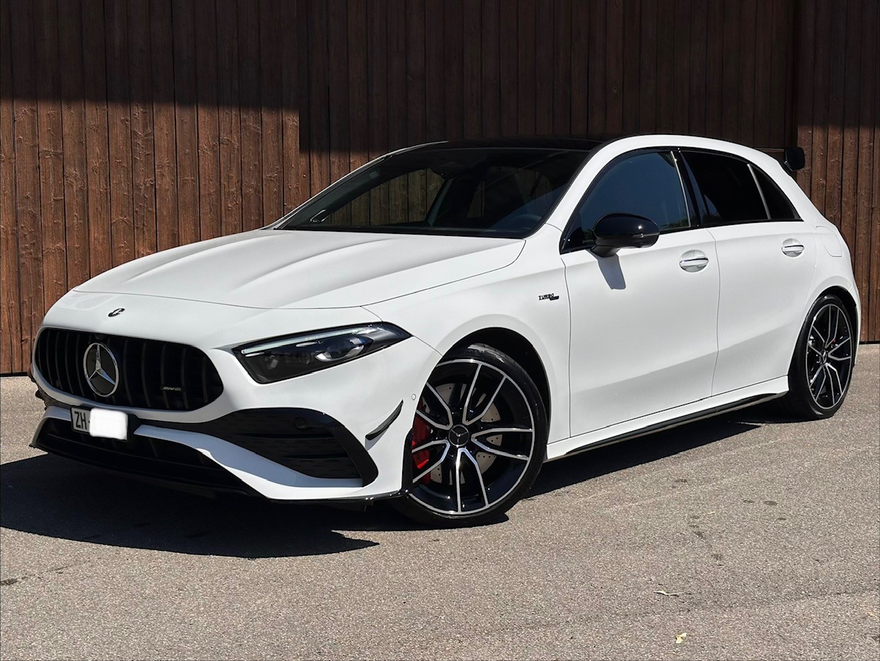 MERCEDES-BENZ A AMG 35 4Matic 8G-DCT-image-5