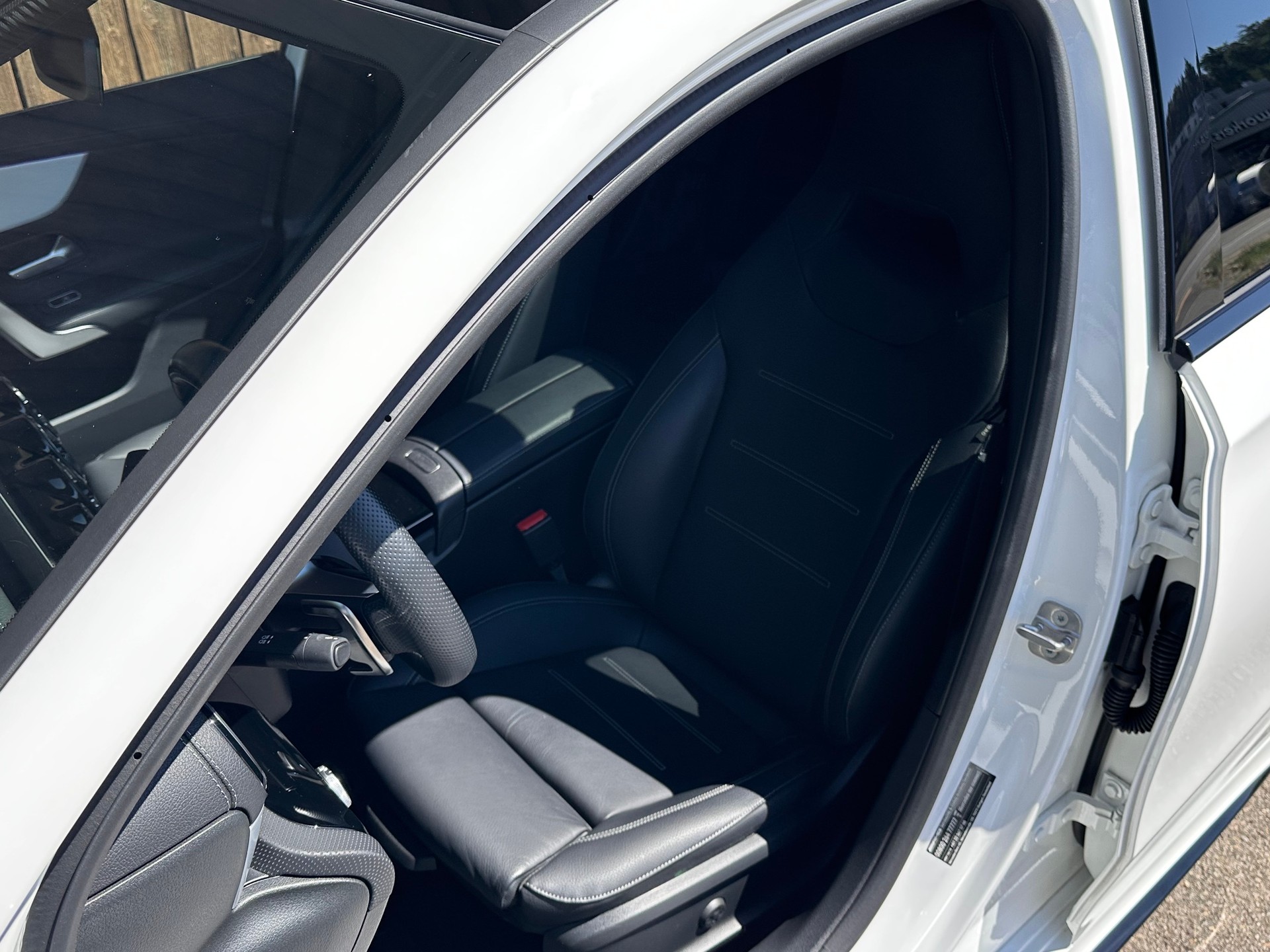 MERCEDES-BENZ A AMG 35 4Matic 8G-DCT-image-11