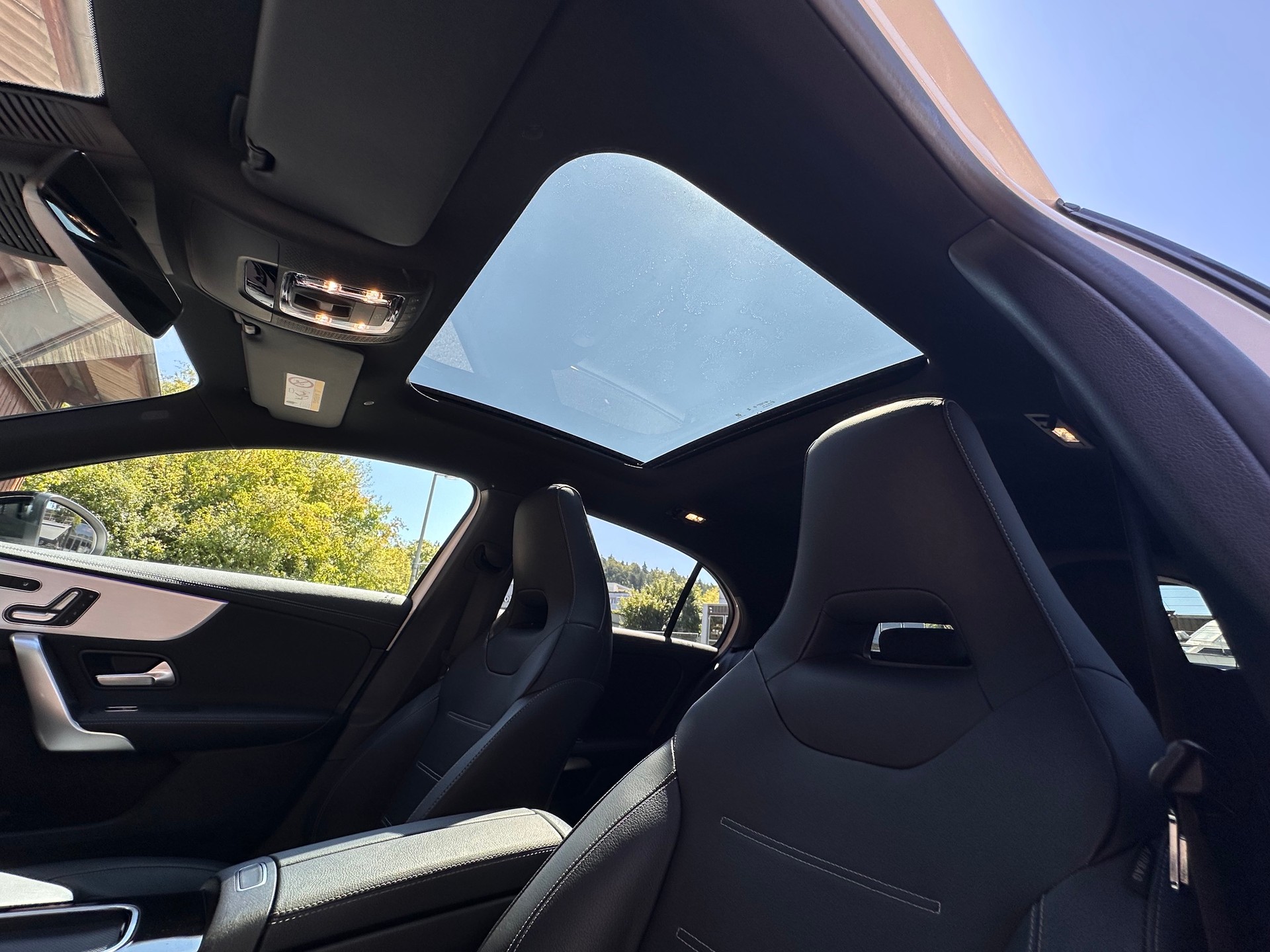 MERCEDES-BENZ A AMG 35 4Matic 8G-DCT-image-19