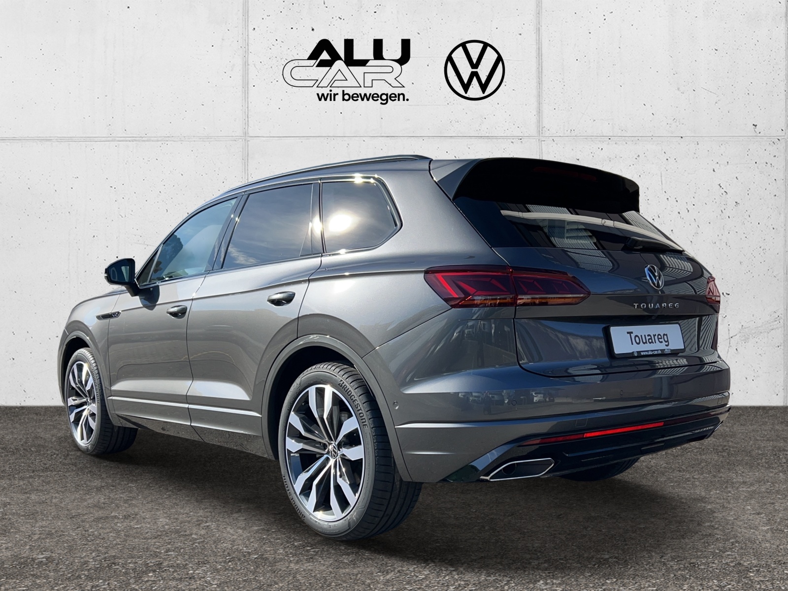 VW Touareg 3.0 TDI R Line Tiptronic-showroom-element-2