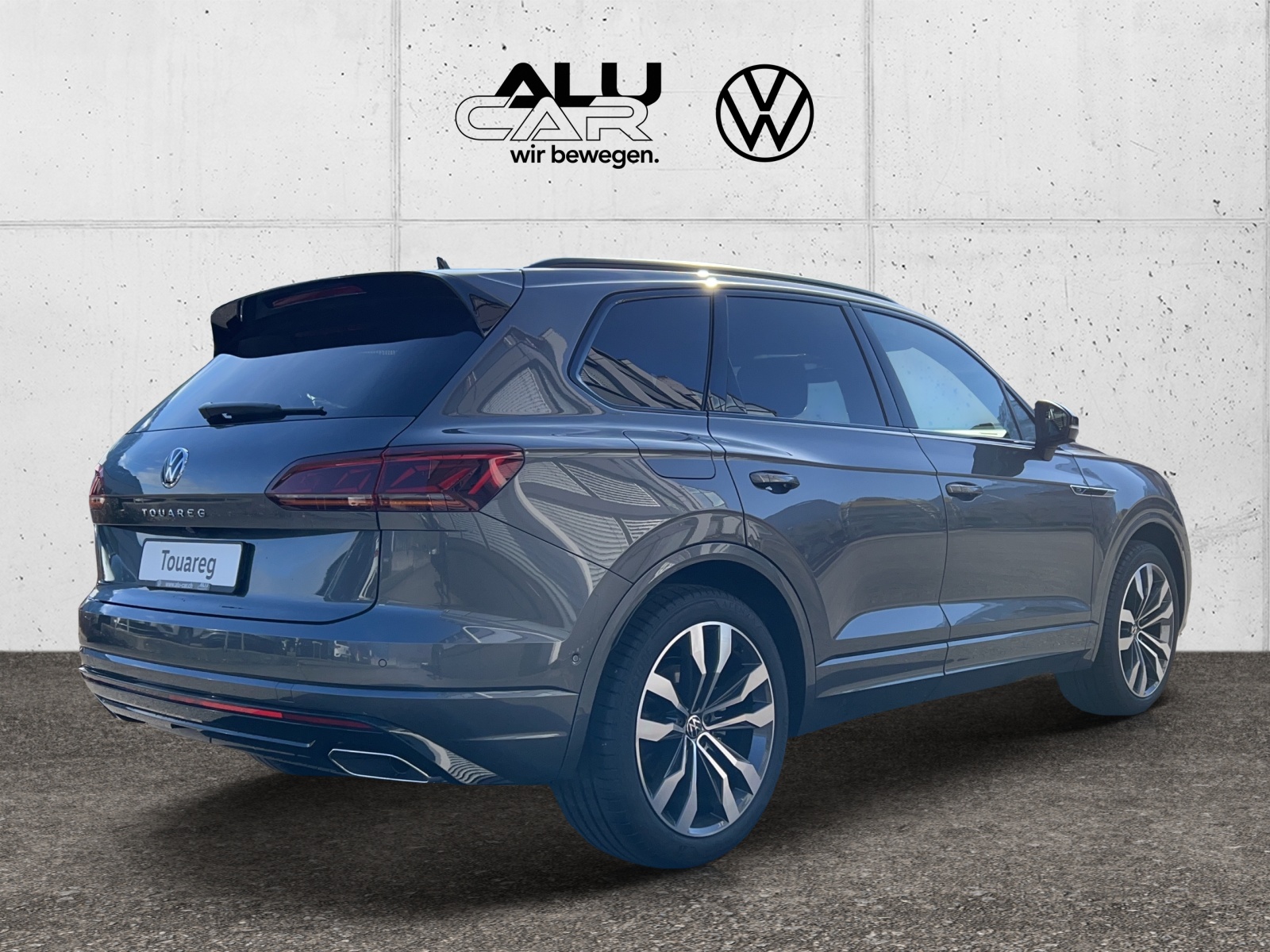 VW Touareg 3.0 TDI R Line Tiptronic-image-4