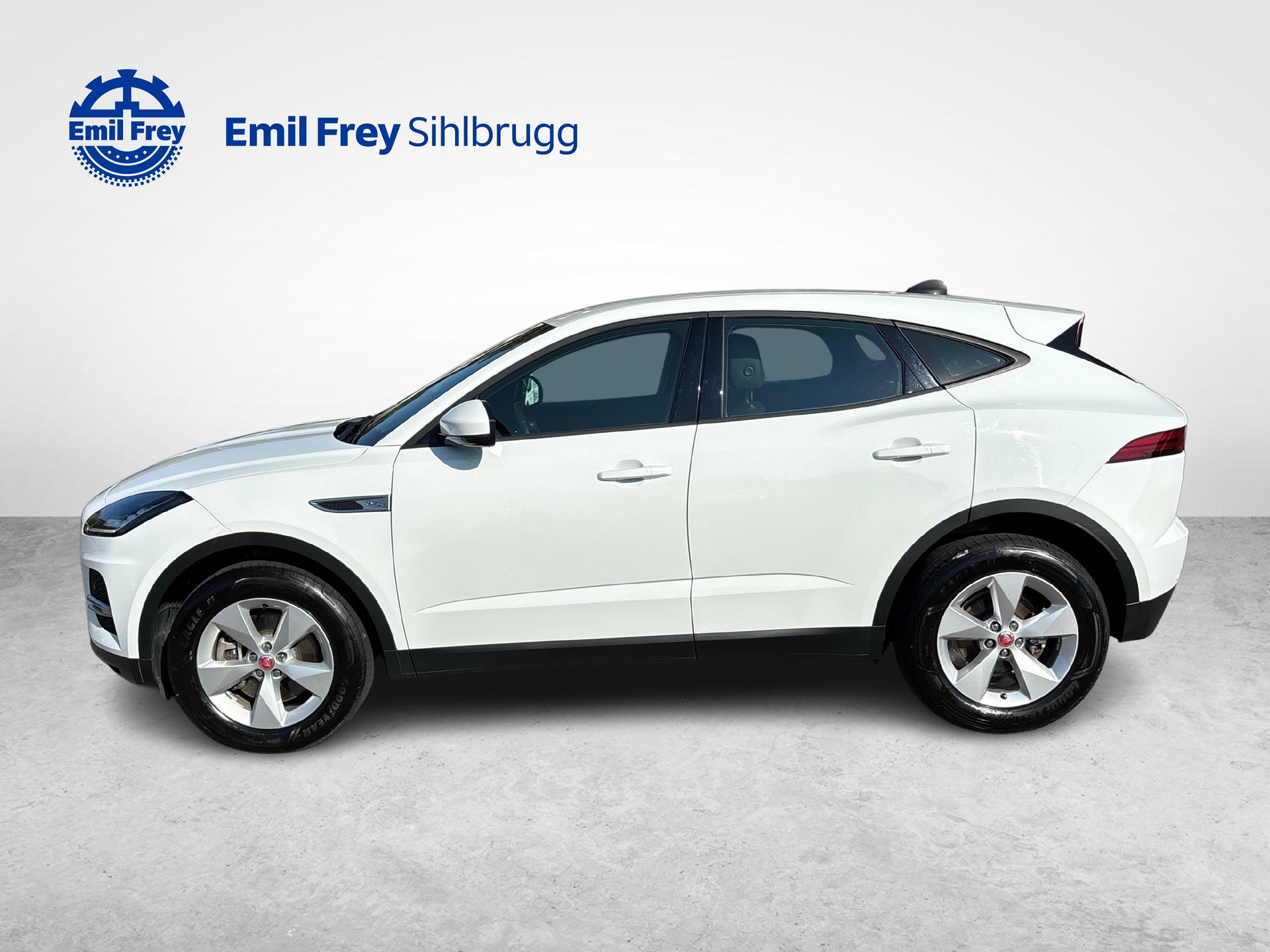 JAGUAR E-Pace 1.5 I3 S-image-1