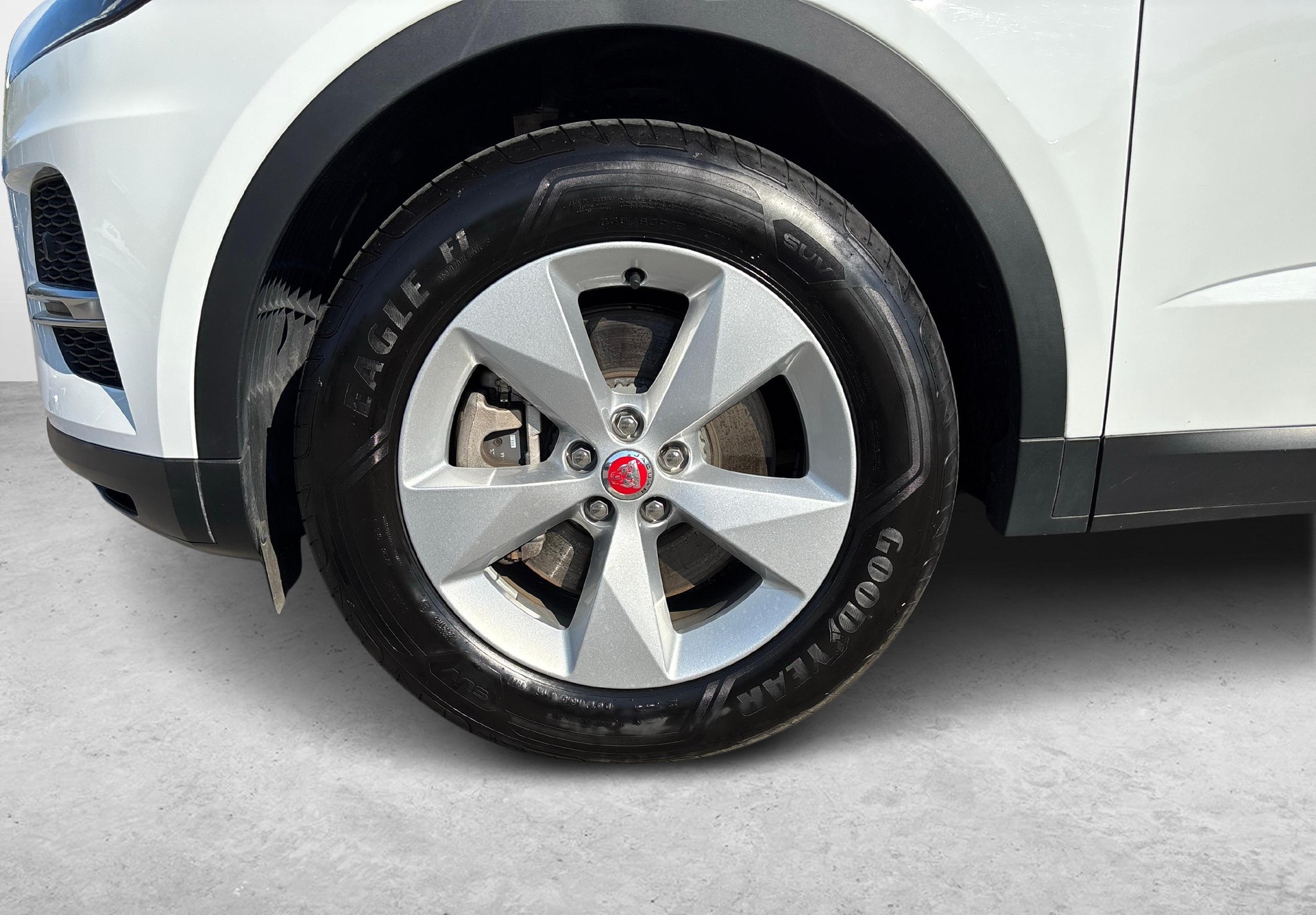 JAGUAR E-Pace 1.5 I3 S-image-10