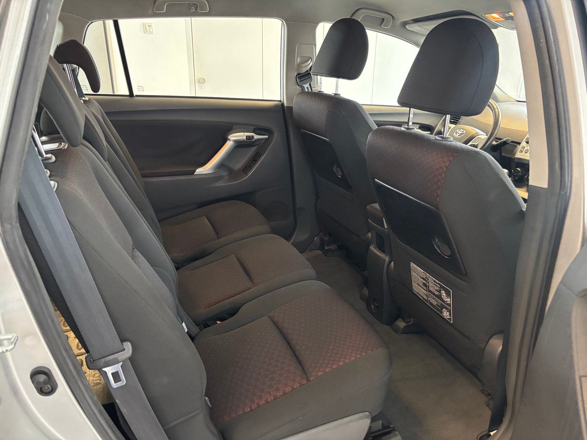 TOYOTA Verso 1.8 Linea Sol-image-7