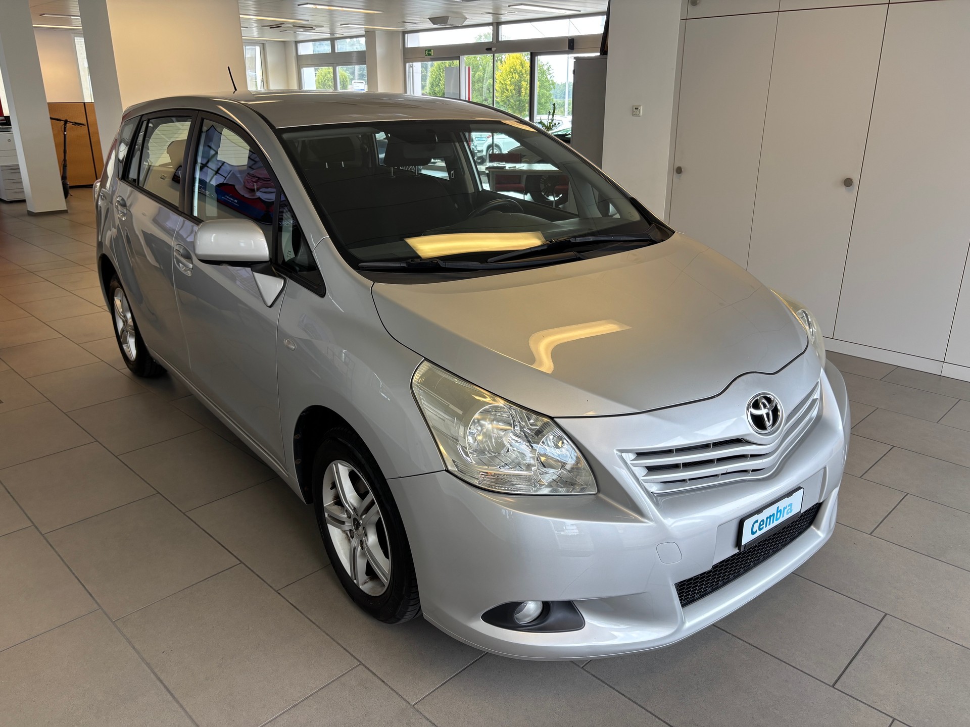TOYOTA Verso 1.8 Linea Sol-image-1