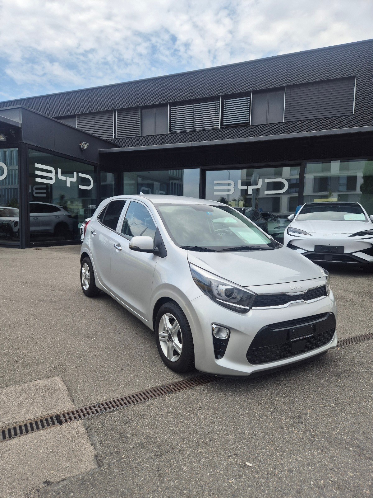 KIA Picanto 1.2 CVVT Style AMT-image-1
