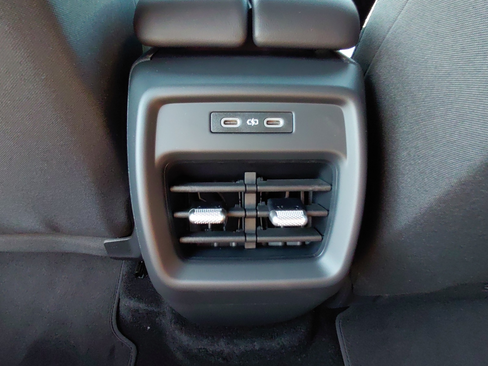VW ID.3 Neo 50 kWh 170PS Life-image-14