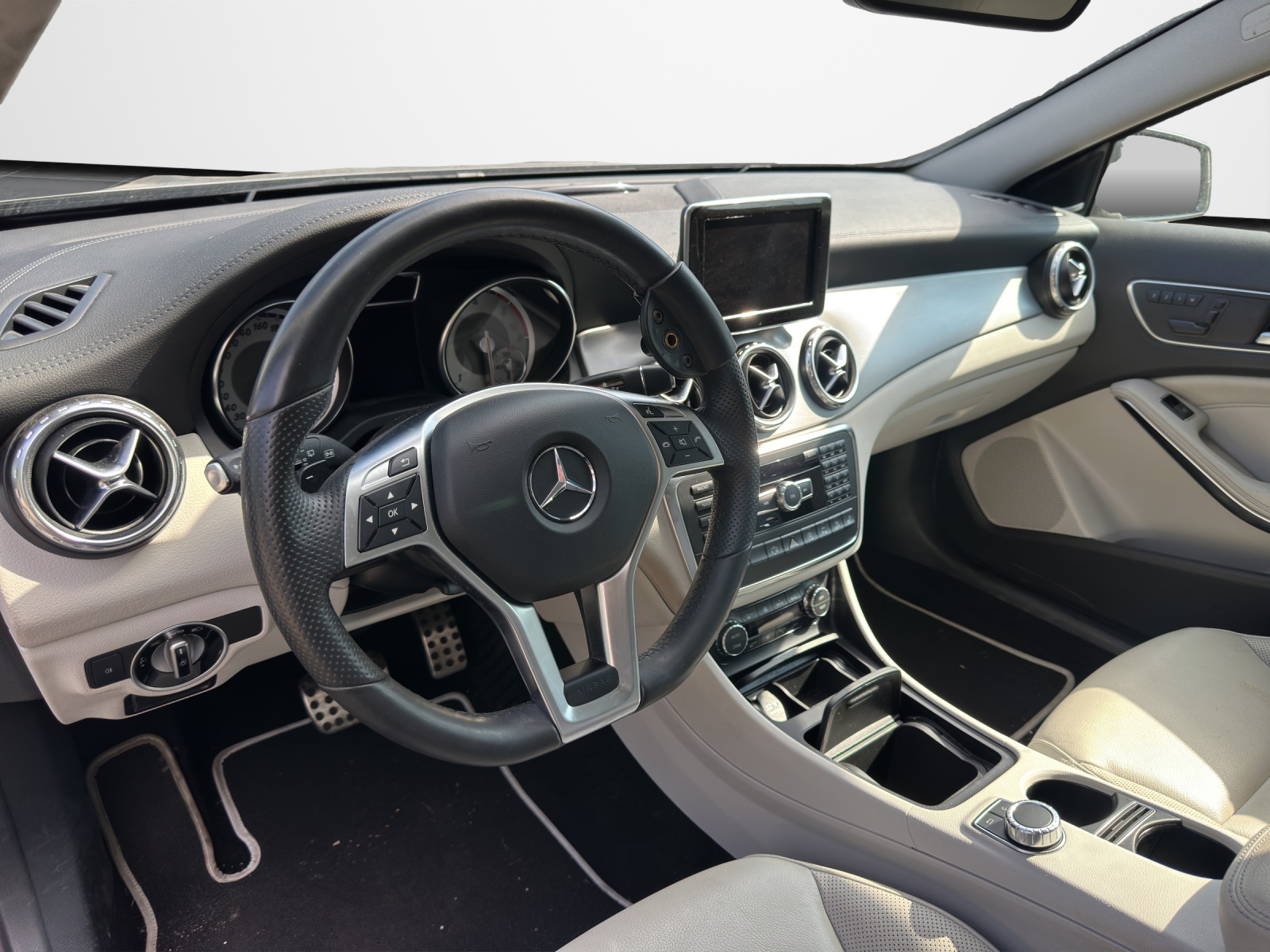MERCEDES-BENZ GLA 220 CDI AMG Line 4Matic 7G-DCT **TURBOSCHADEN**-image-8