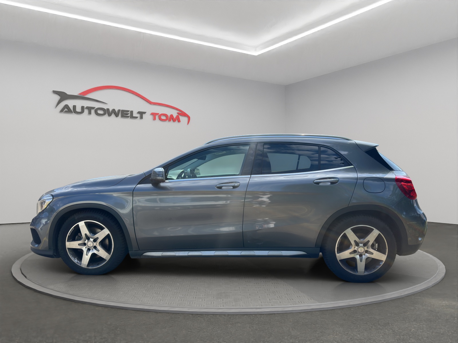 MERCEDES-BENZ GLA 220 CDI AMG Line 4Matic 7G-DCT **TURBOSCHADEN**-image-1