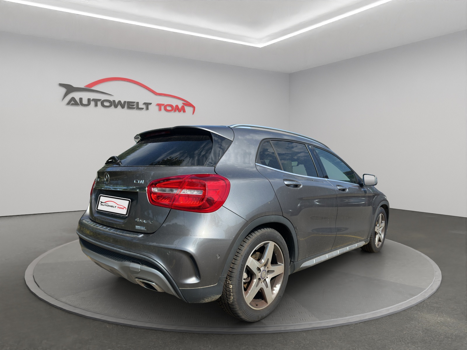 MERCEDES-BENZ GLA 220 CDI AMG Line 4Matic 7G-DCT **TURBOSCHADEN**-image-3