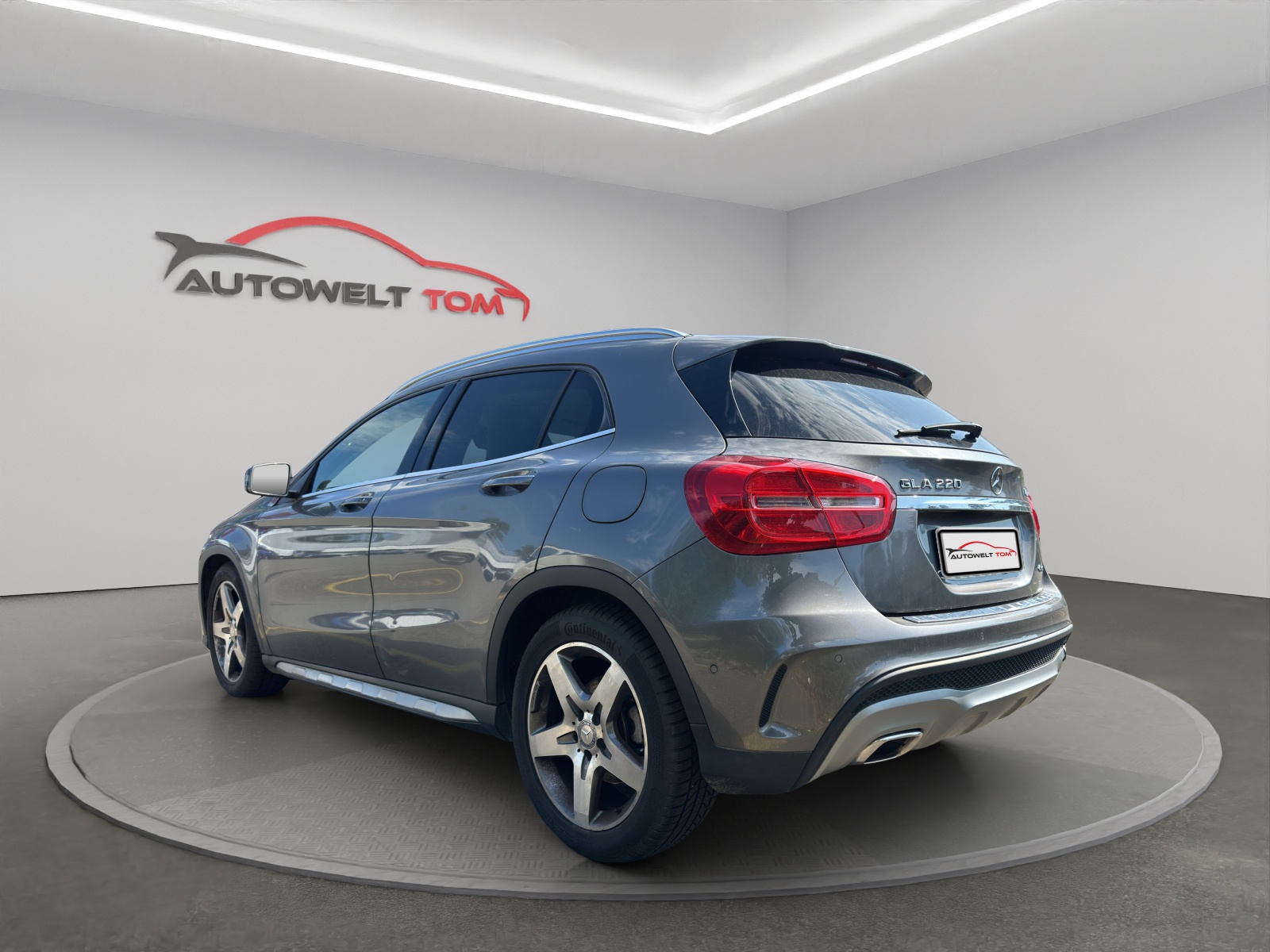 MERCEDES-BENZ GLA 220 CDI AMG Line 4Matic 7G-DCT **TURBOSCHADEN**-image-2