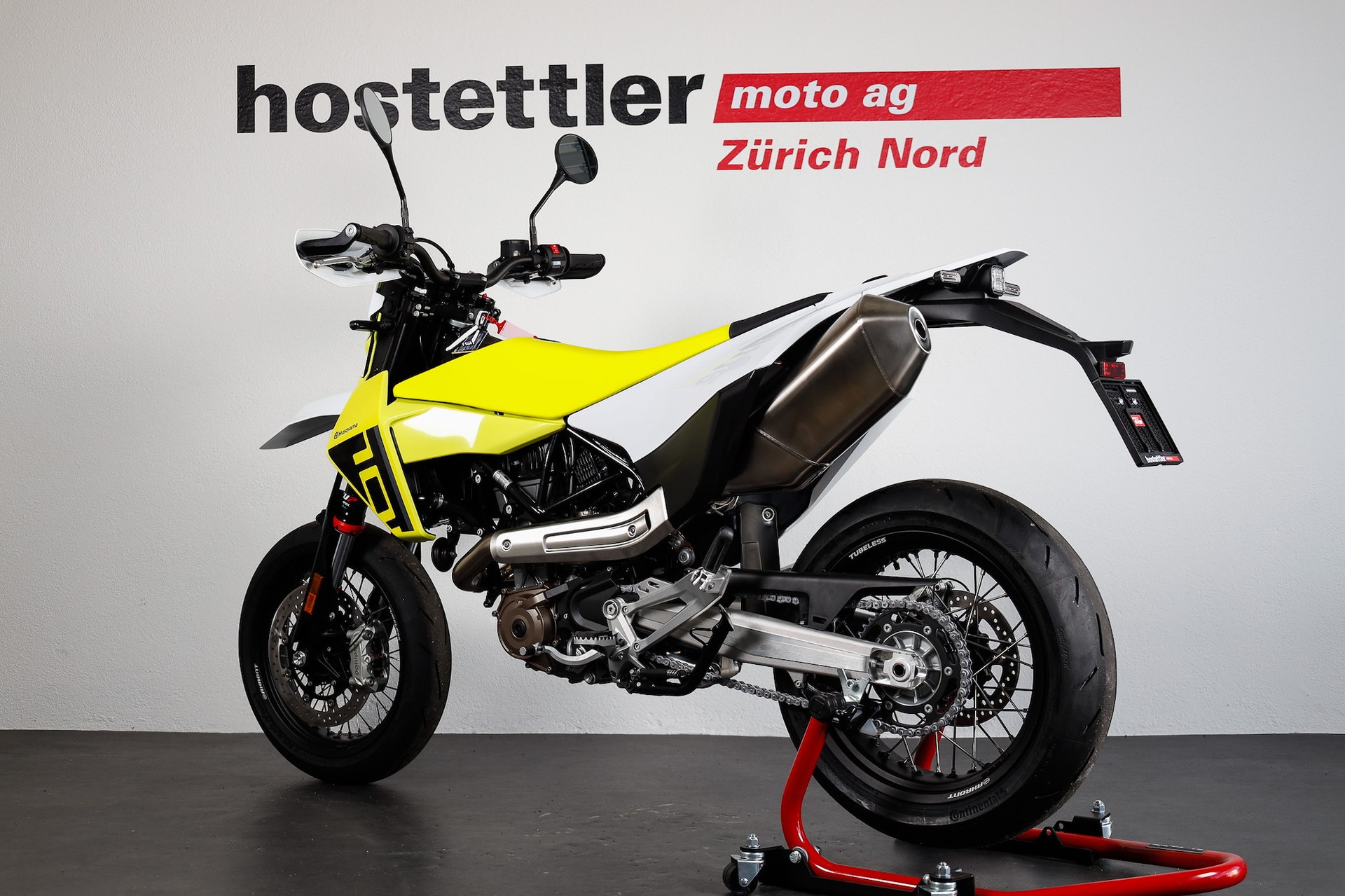 HUSQVARNA 701 Supermoto-image-4