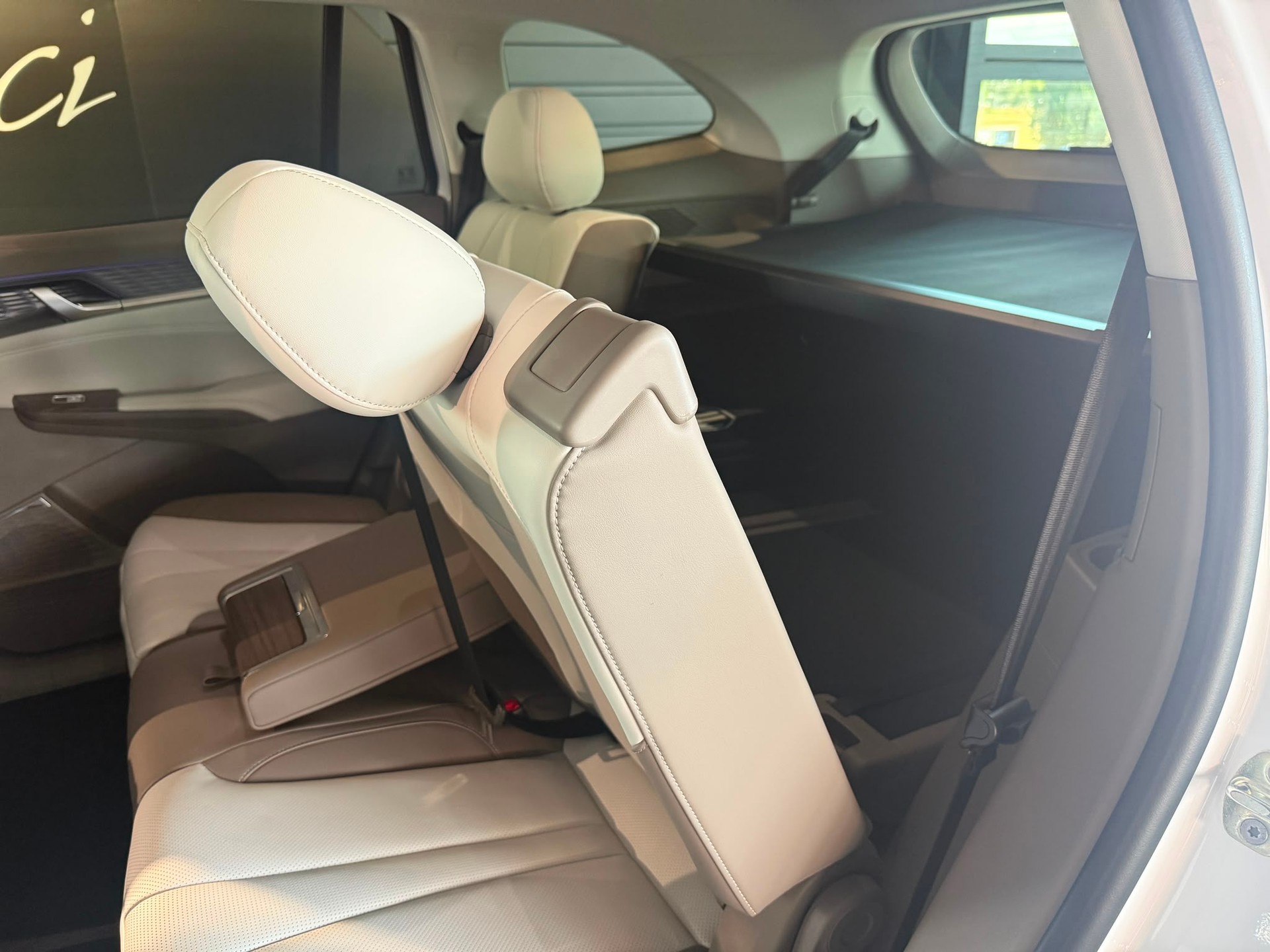 MG S9 1.5 TGDI PHEV Premium-image-9