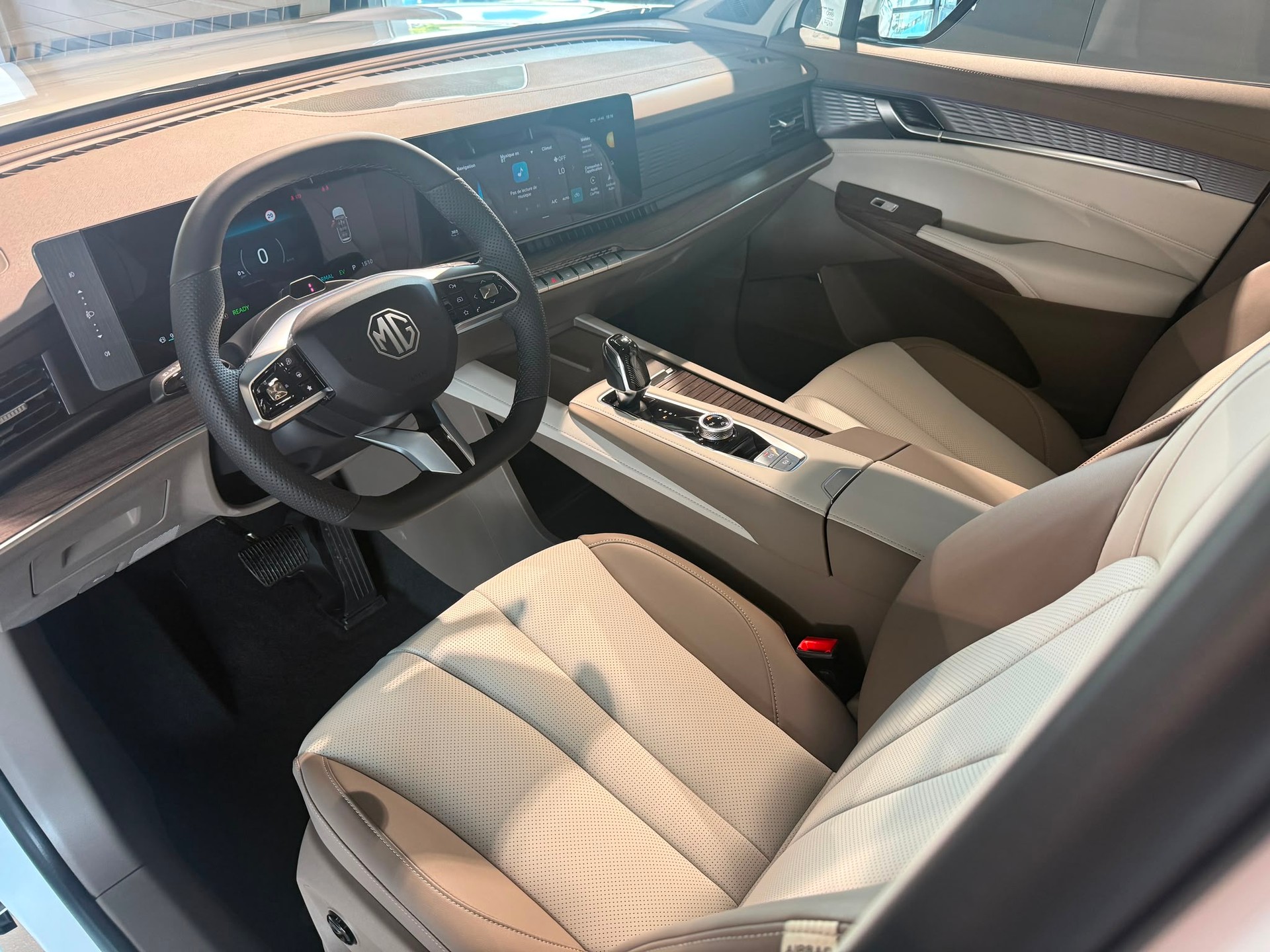 MG S9 1.5 TGDI PHEV Premium-image-12