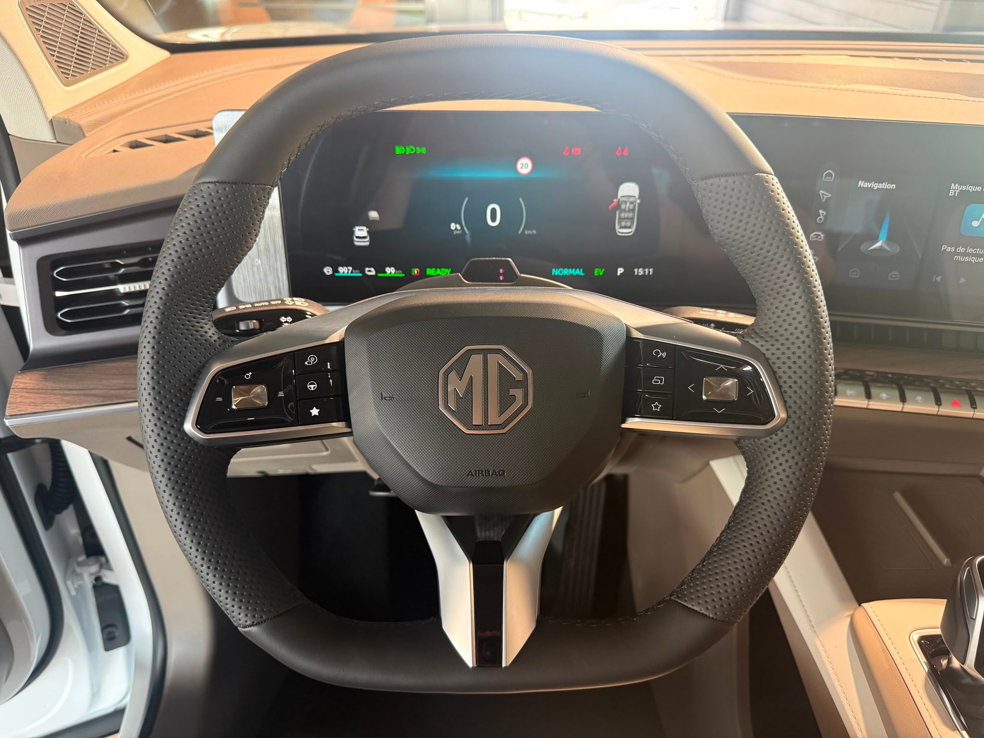 MG S9 1.5 TGDI PHEV Premium-image-14