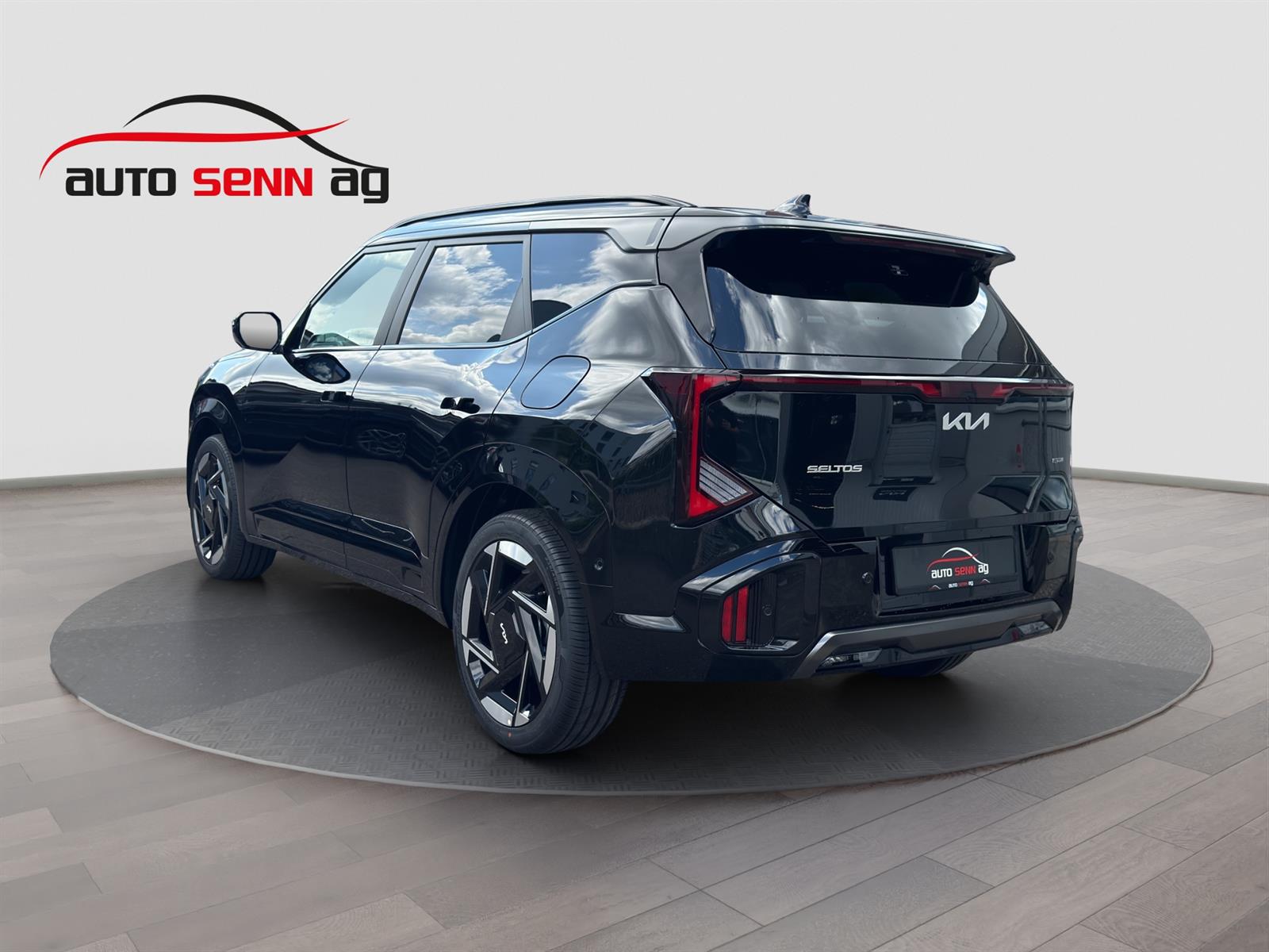 KIA Seltos 1.6 T-GDi GT-Line-image-2